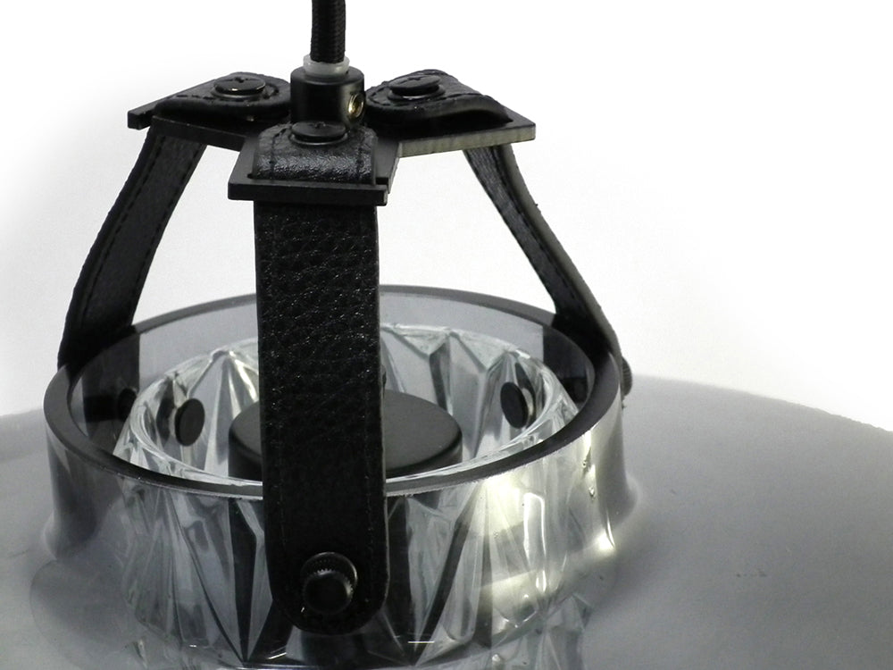 Lampa wisząca ADDICTED TO US dymione szkło z czarną skórą