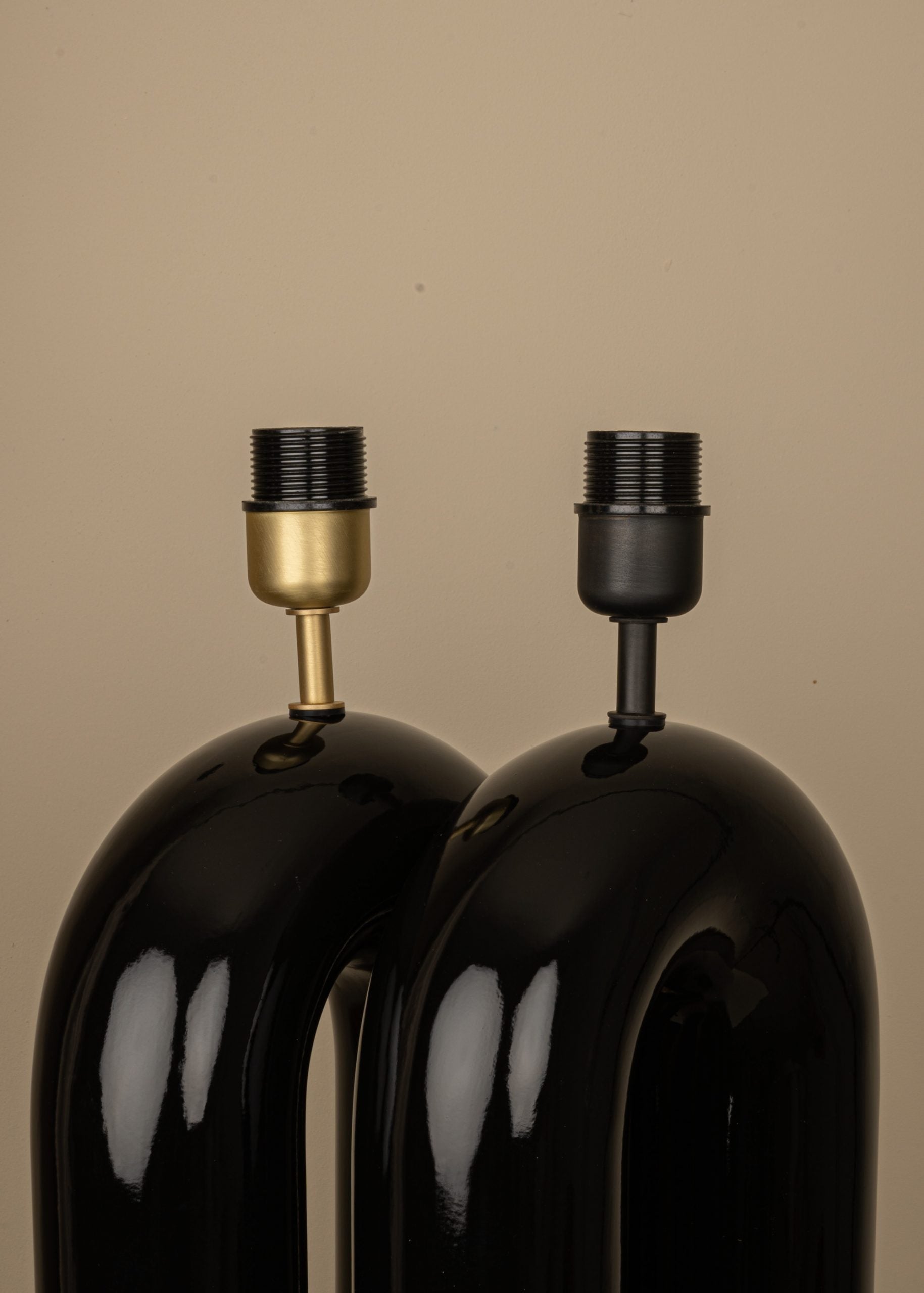 Lampa stołowa ceramiczna ARKO czarny