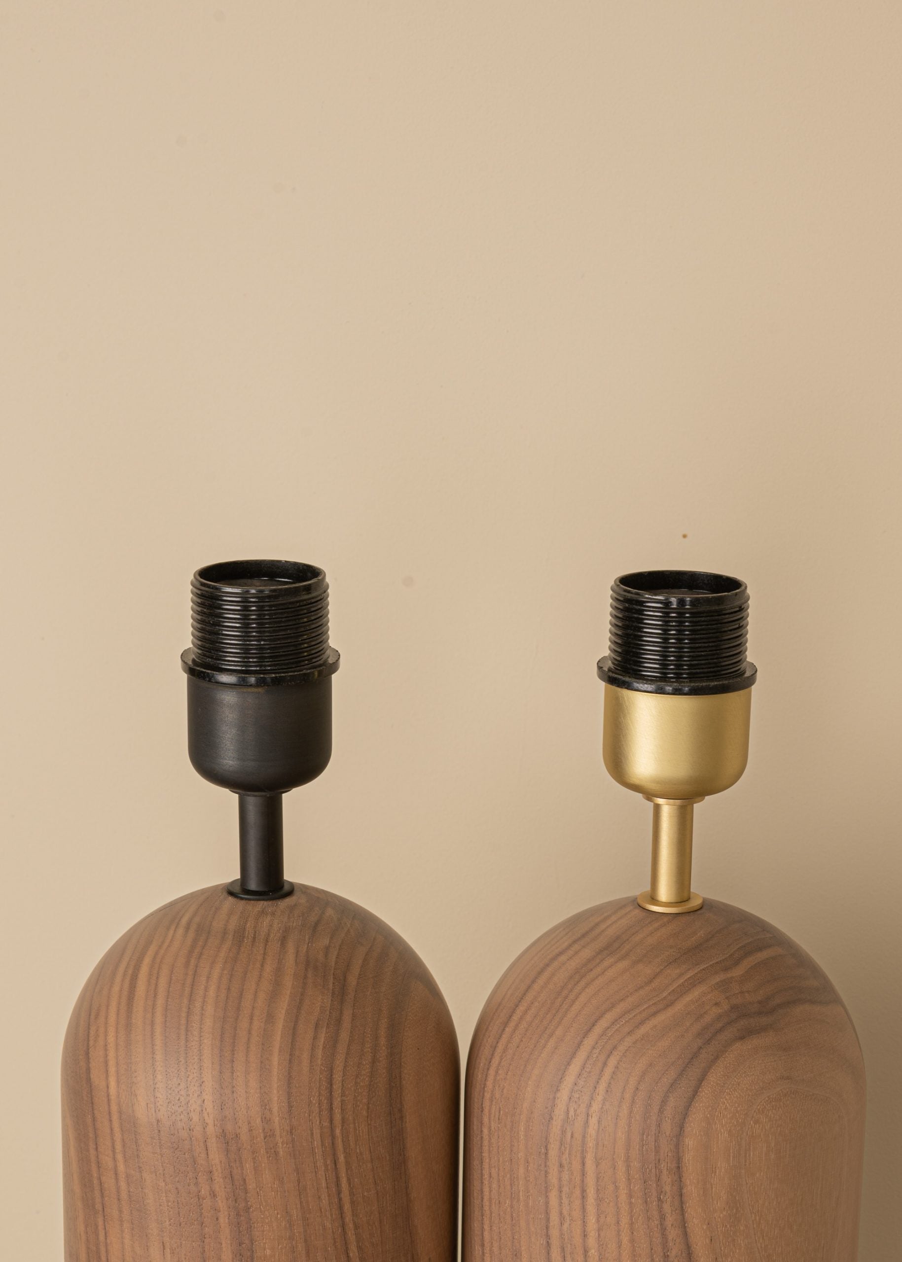 Tischlampe PURA KELO DOUBLE Nussbaum