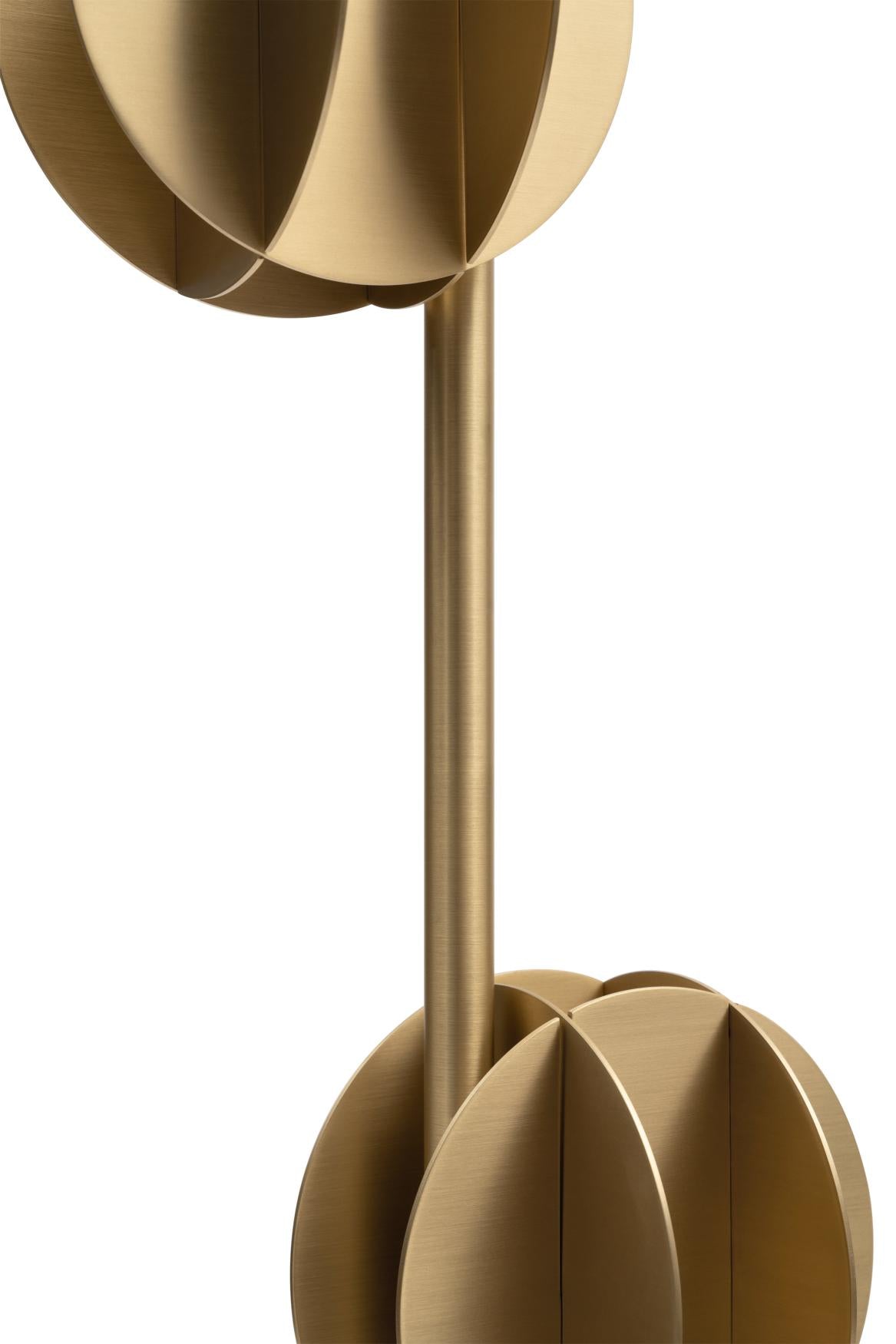 EL brass floor lamp
