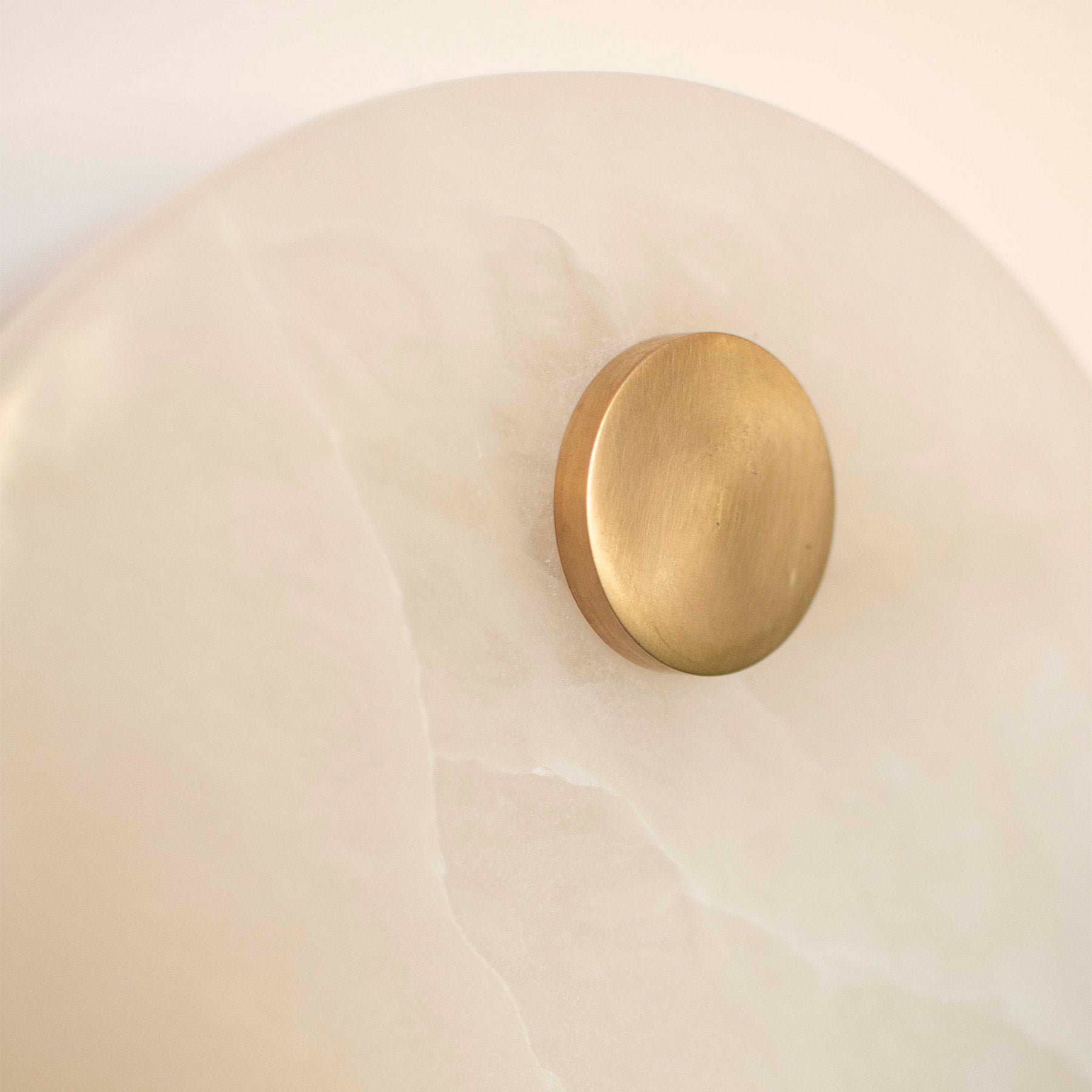 Kinkiet alabastrowy EOS mosiądz