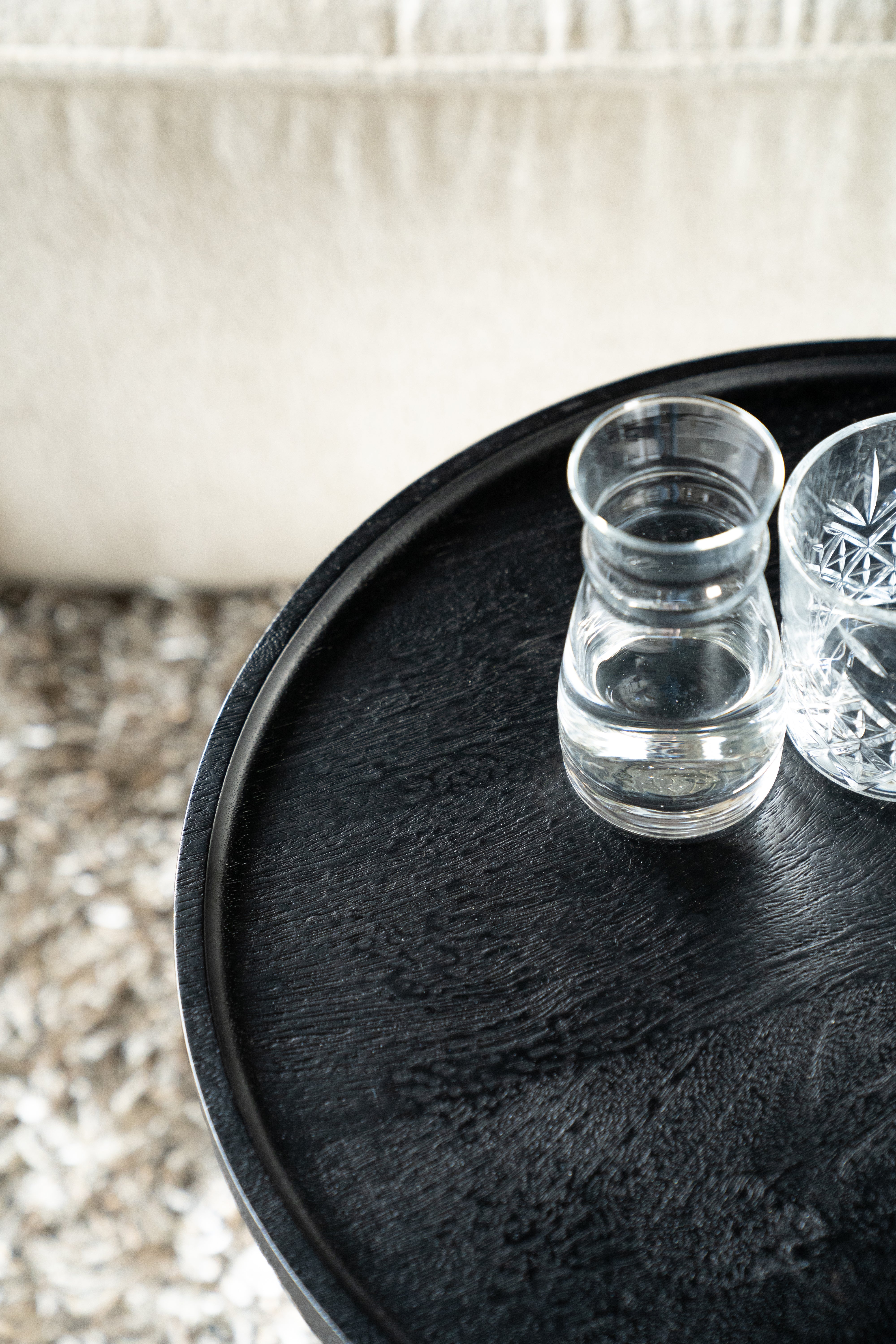 Stolik boczny RON czarne drewno mango