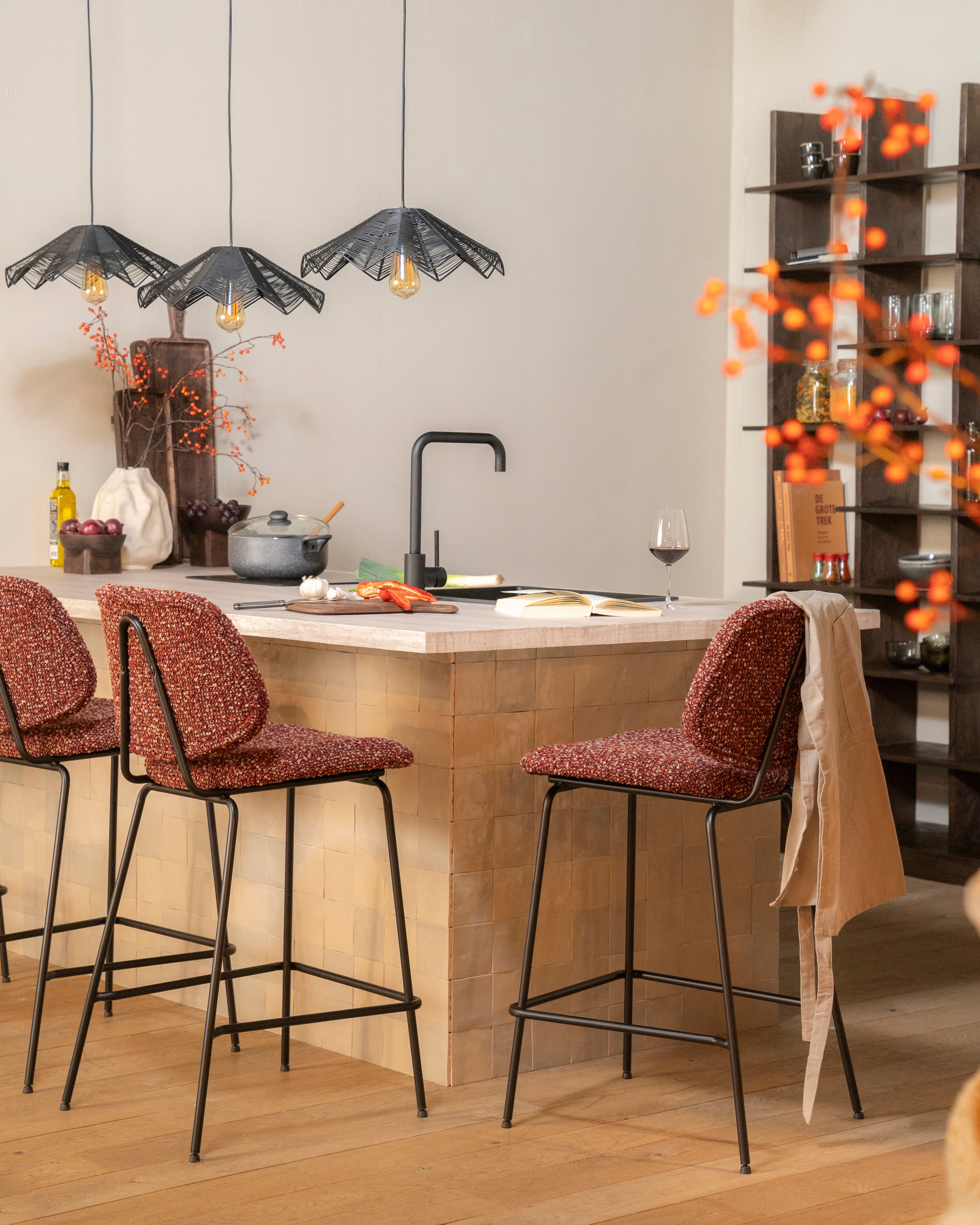 Beige JON stool with a black base