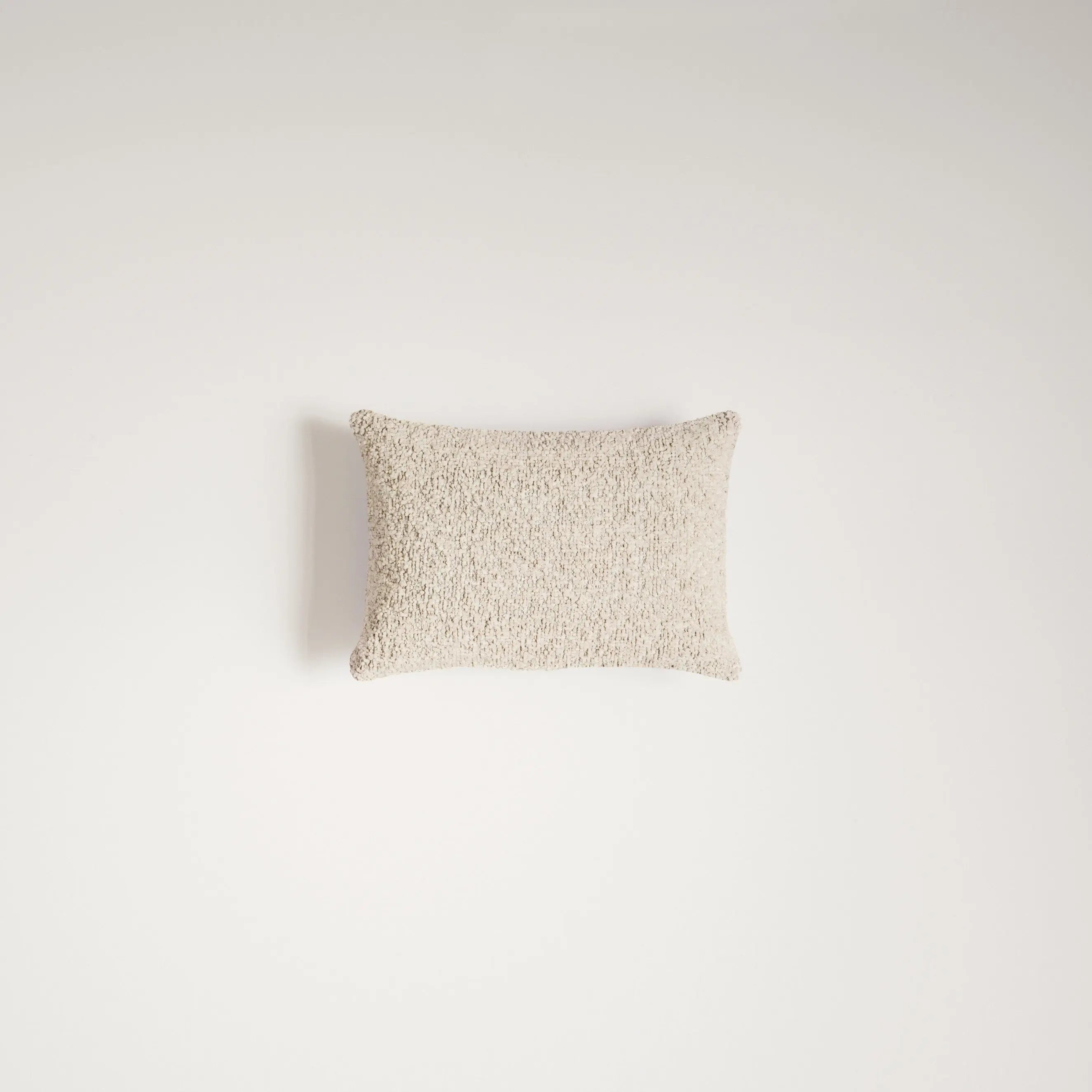 Poduszka DECORATIVE beżowy – FORMARKIVET
