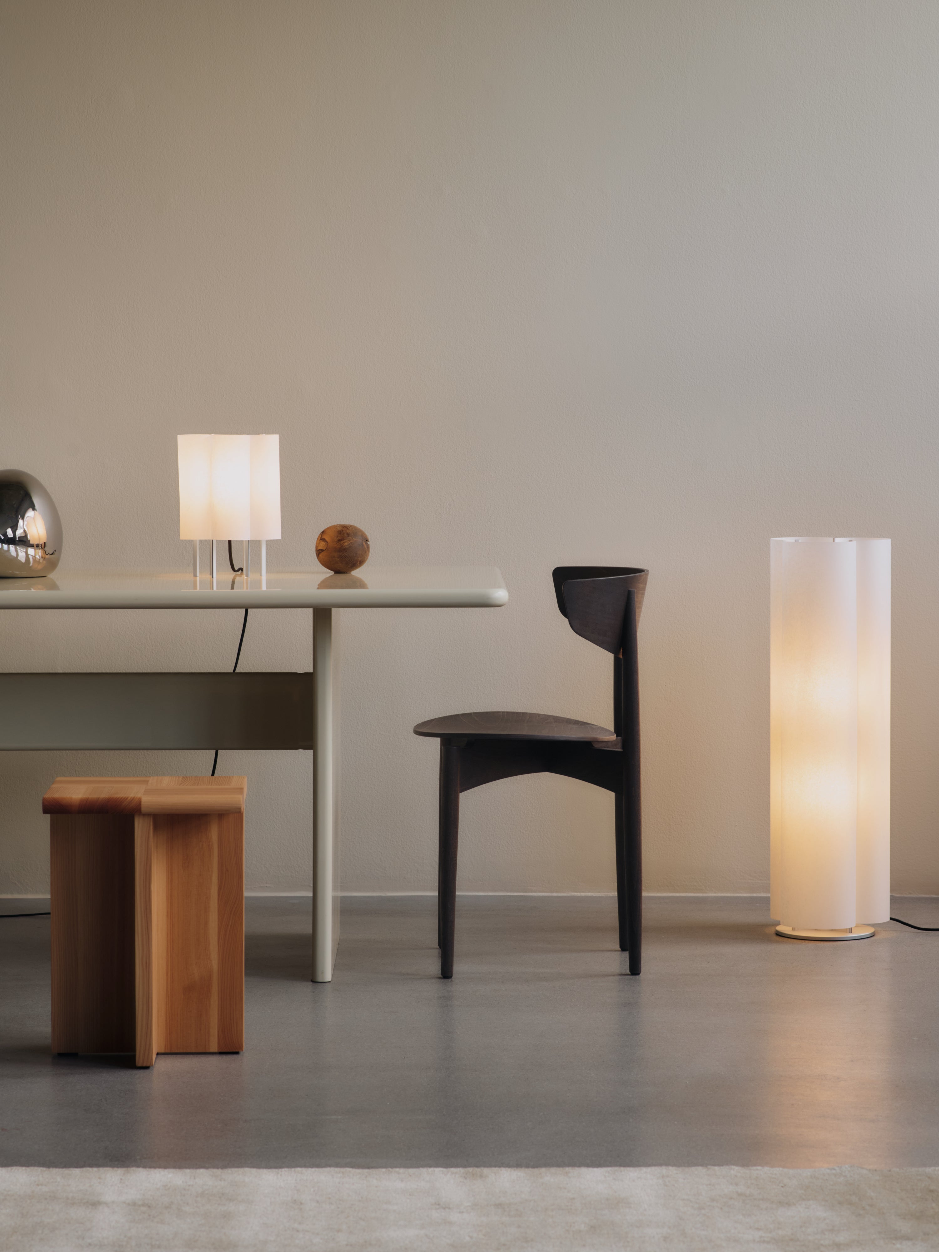 BOE floor lamp white