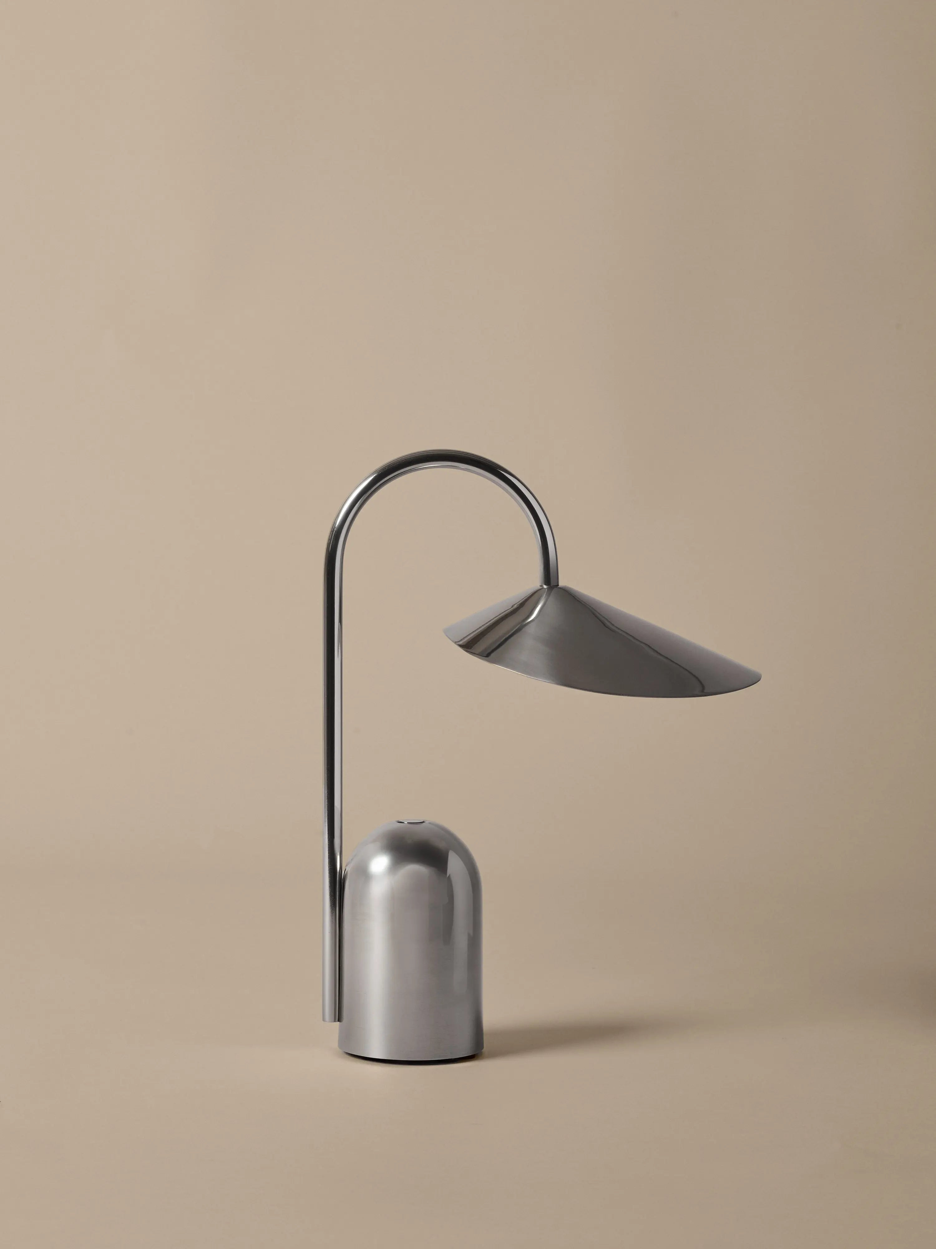 Lampa przenośna ARUM stalowy