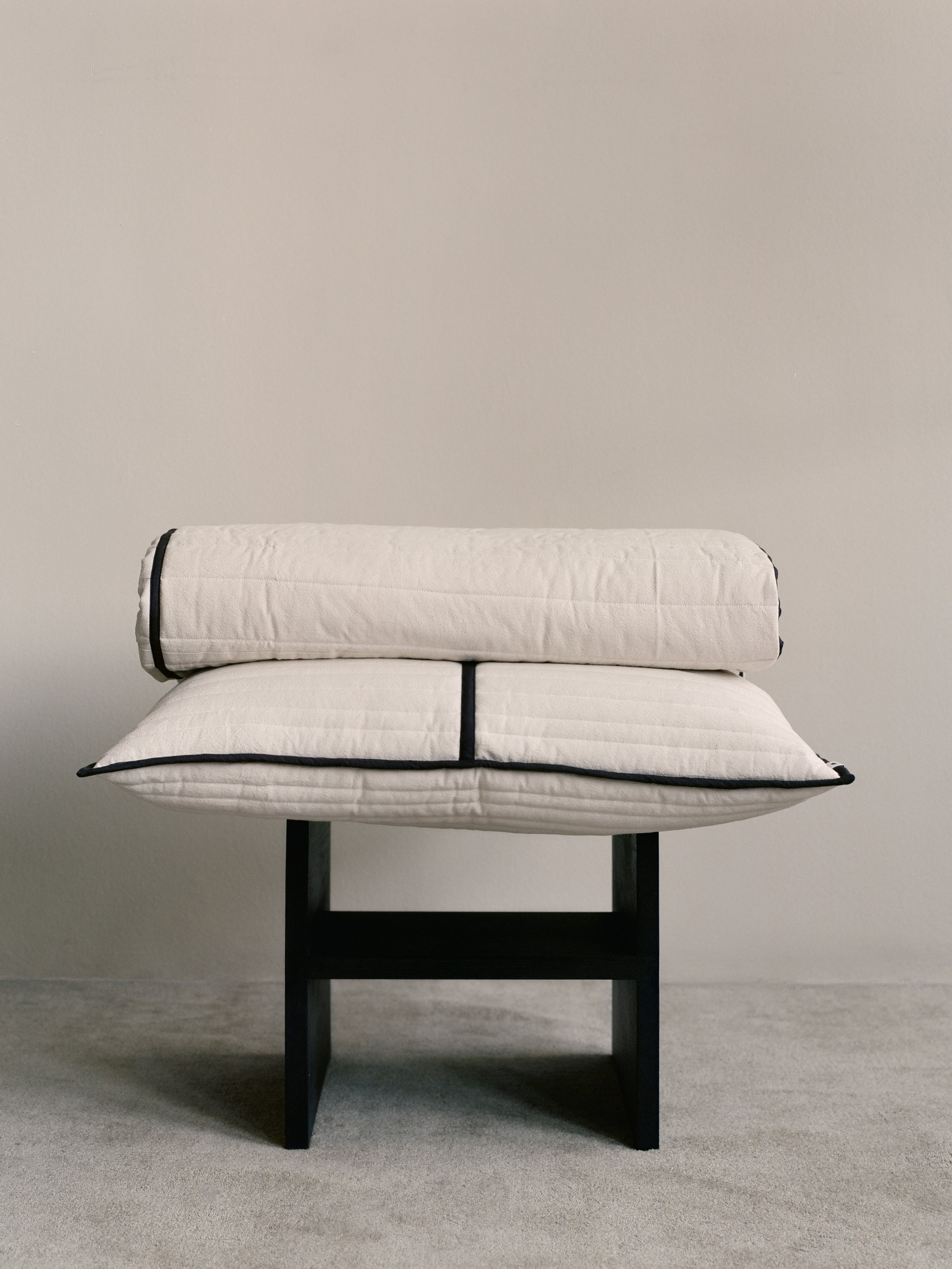 VARI cream bedspread with brown