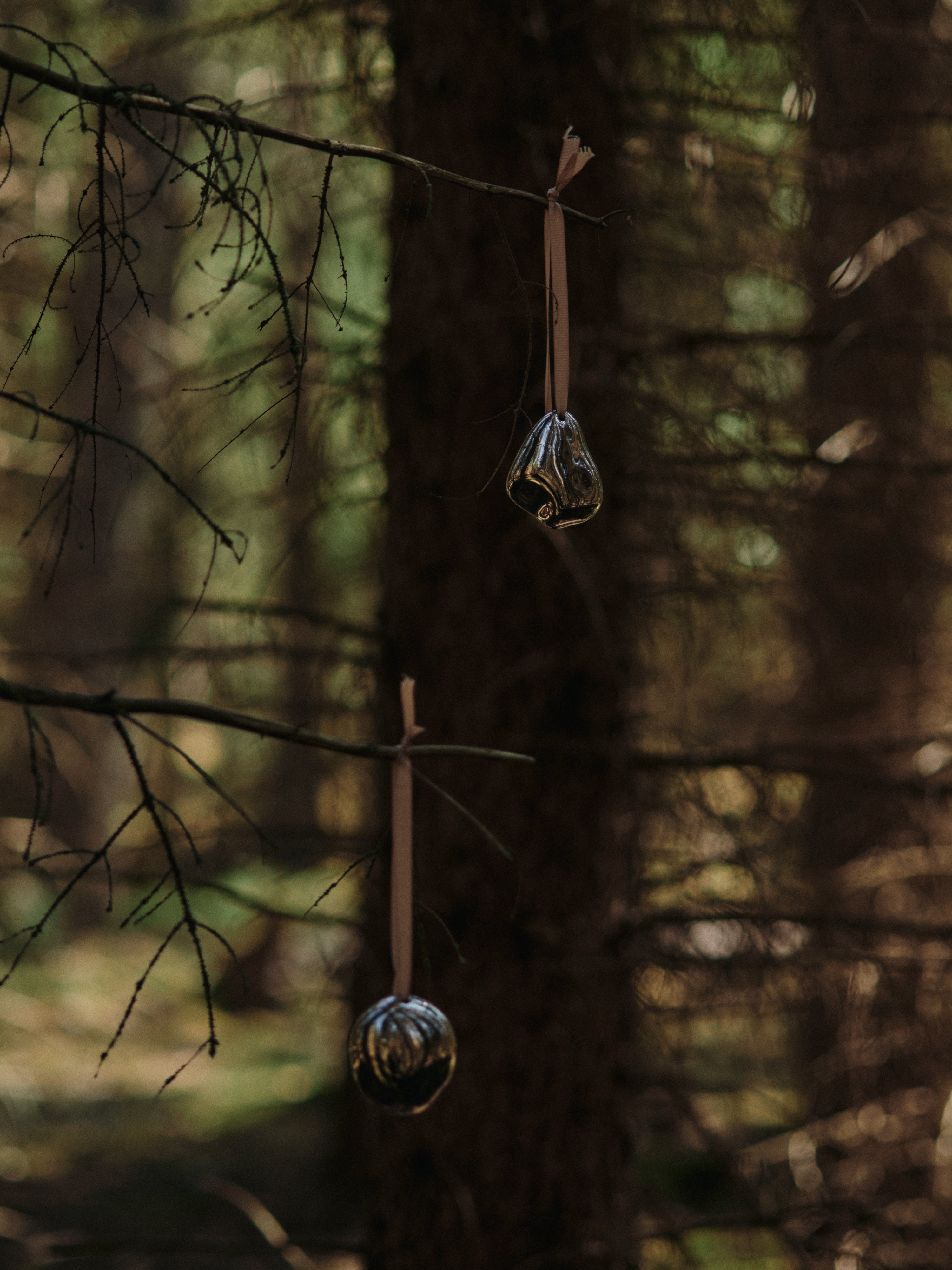 BELLURE Brown Christmas Ornament Set
