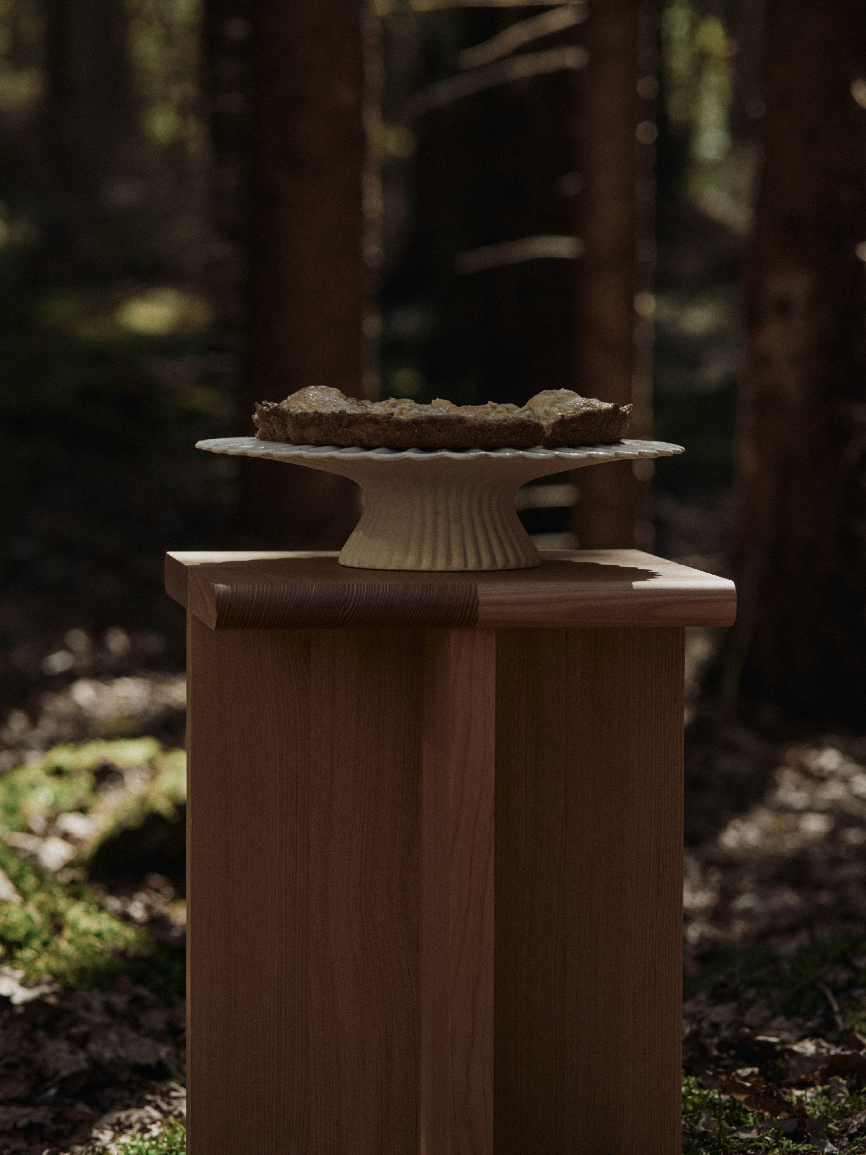 SALA PIECE side table made of solid Douglas fir