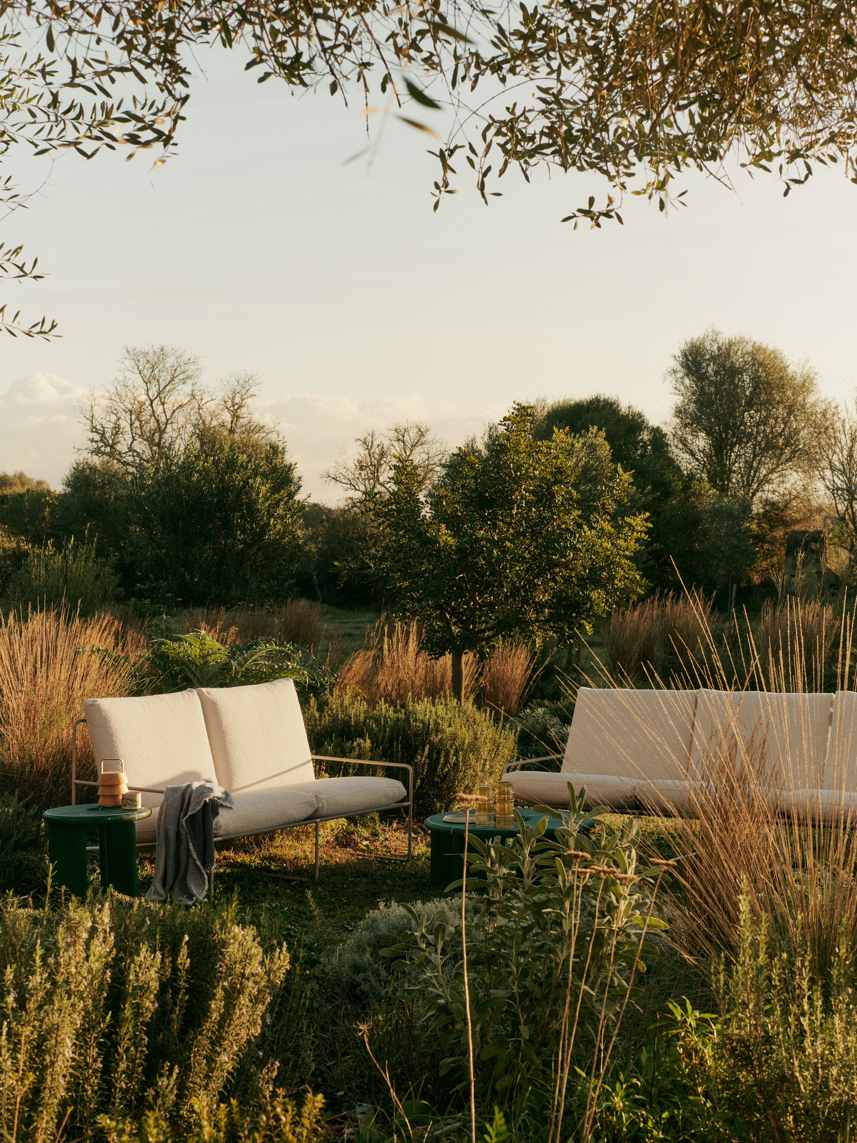 2-Seater Outdoor Sofa DESERT Broken White Boucle with Beige Base