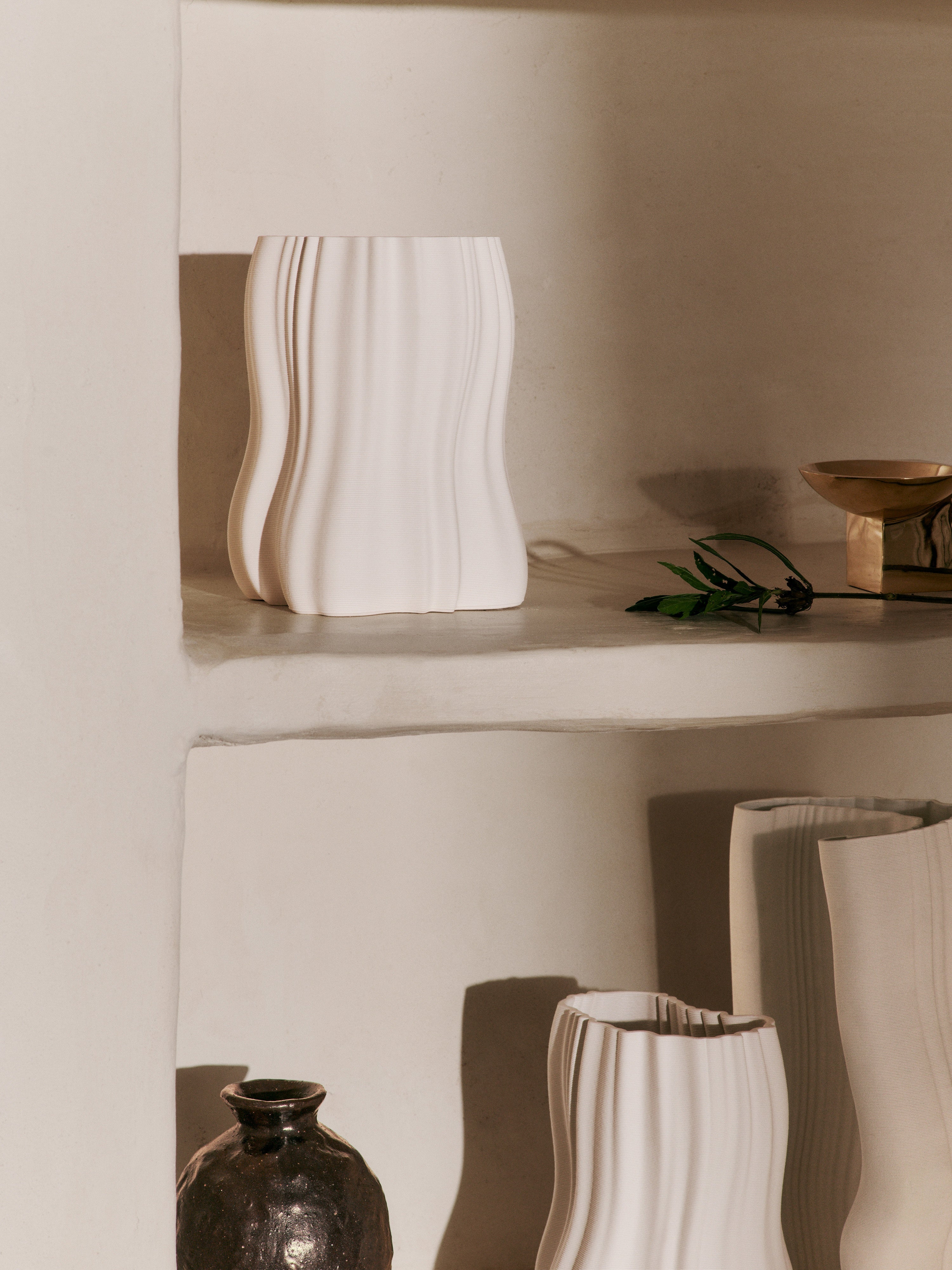 Vase Moire gebrochen weiß