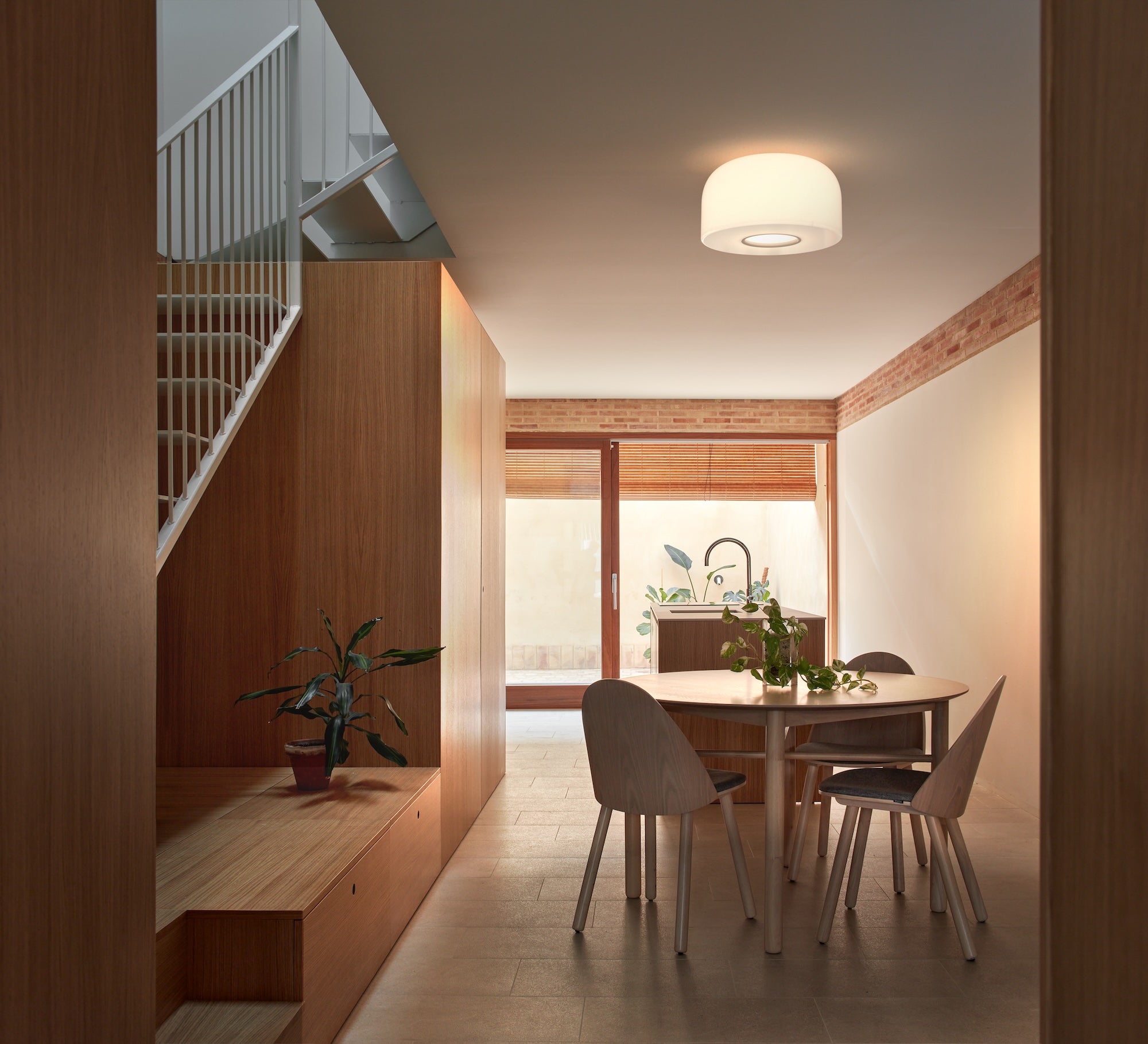 Lampa sufitowa BELLHOP GLASS biały