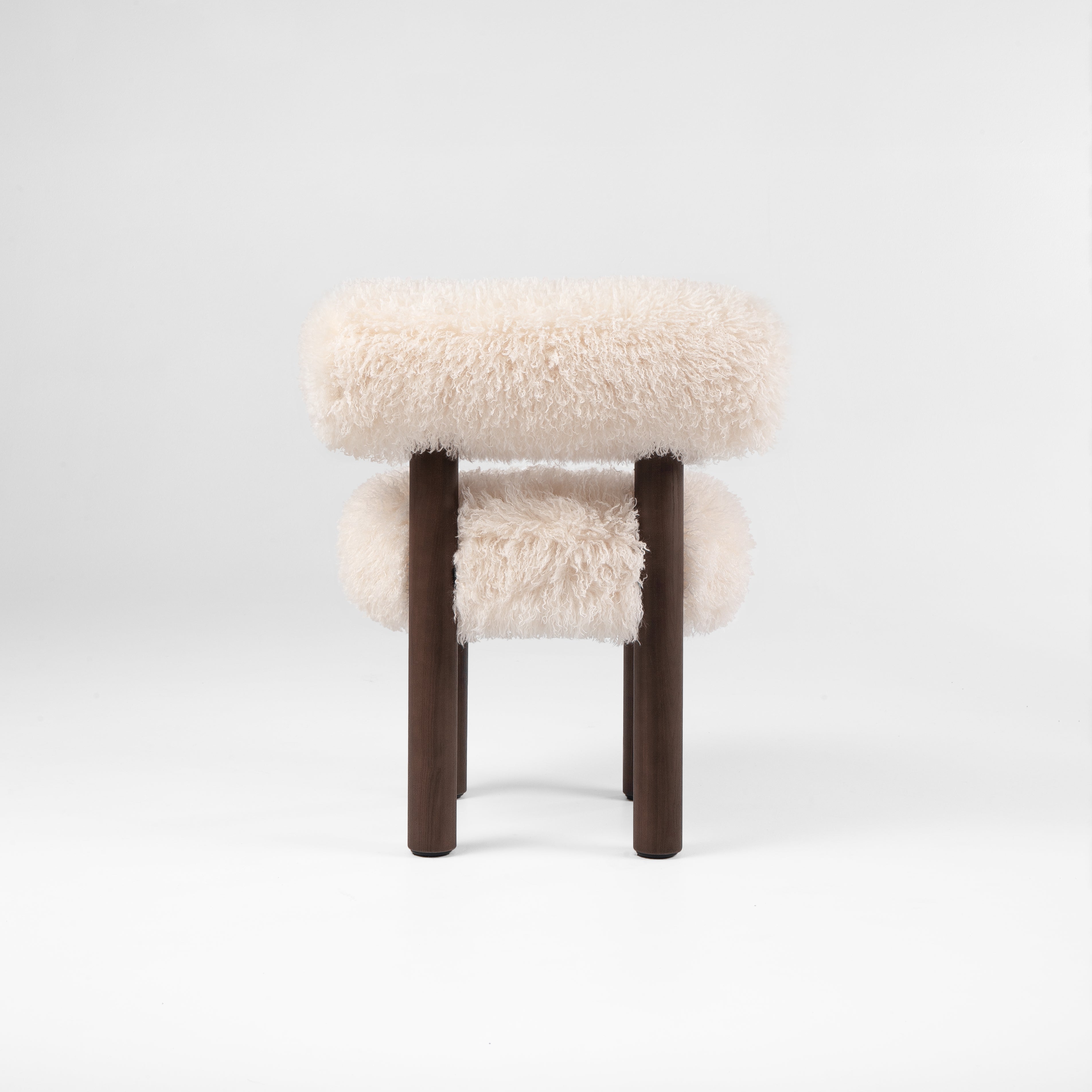 GROPIUS CS2 Chair - FLUFFY EDITION artificial fur