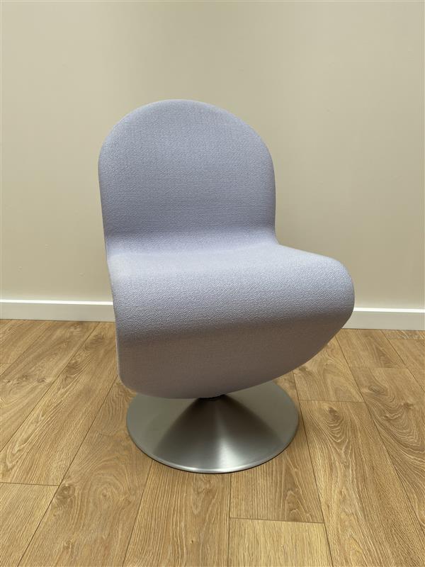 Fotel SYSTEM 1-2-3 LOUNGE STANDARD jasnoniebieski - poekspozycyjny