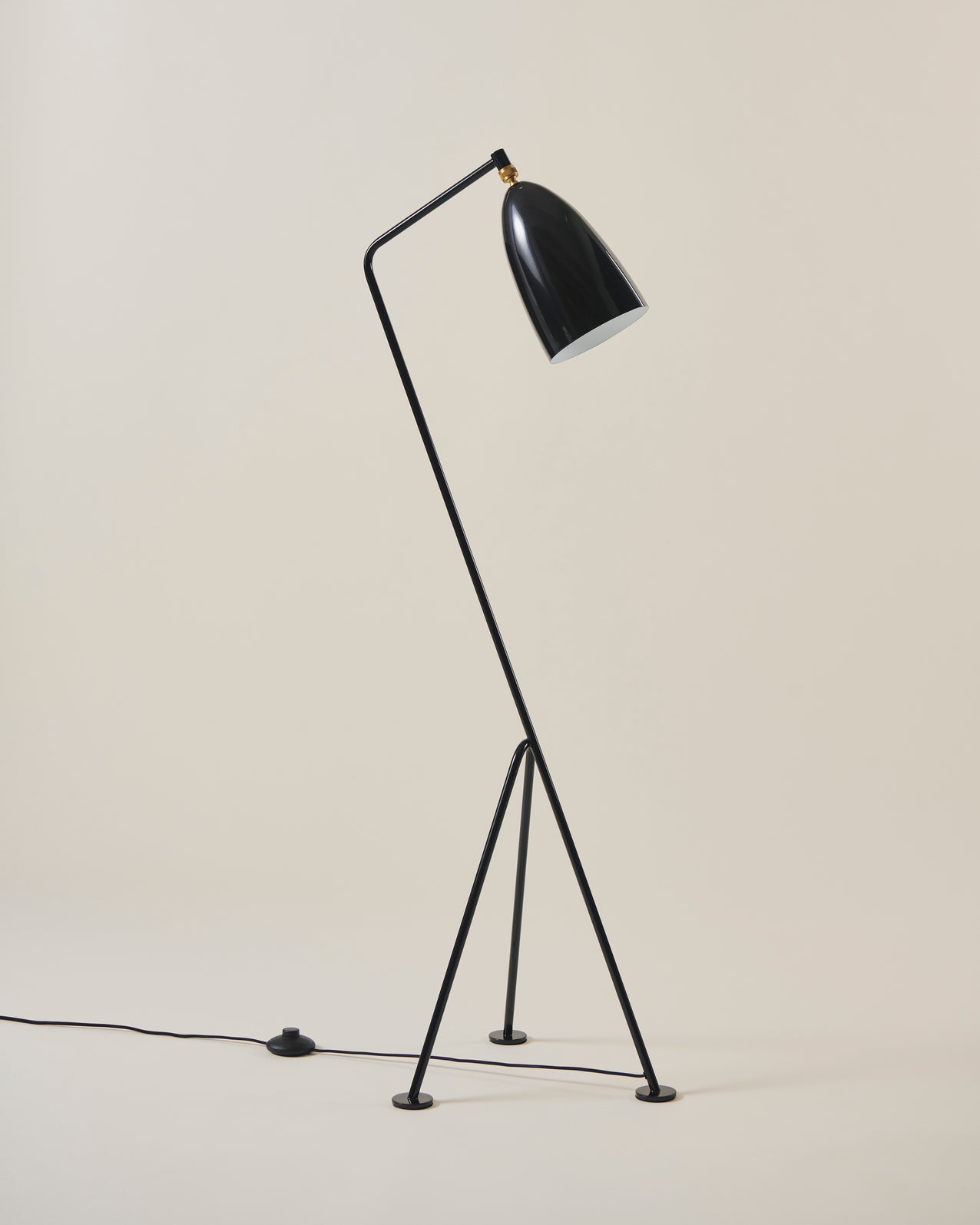 GRÄSHOPPA brown tripod reading floor lamp