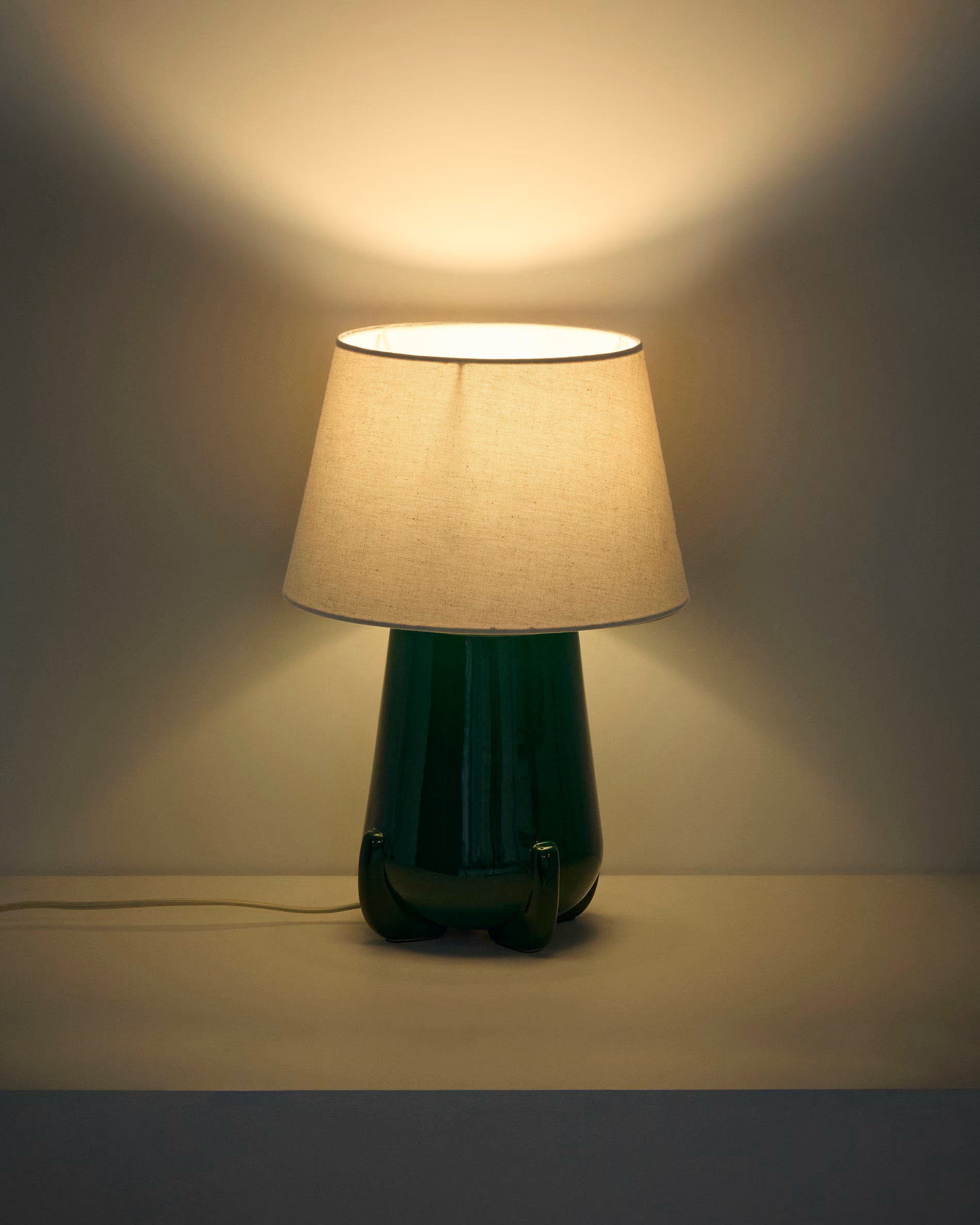 Tischlampe ODRA beige mit grünem Sockel