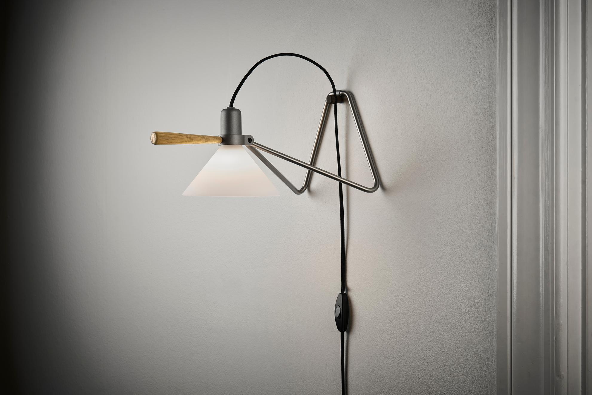 Lampa stołowa MODEL 356 SPOT srebrny