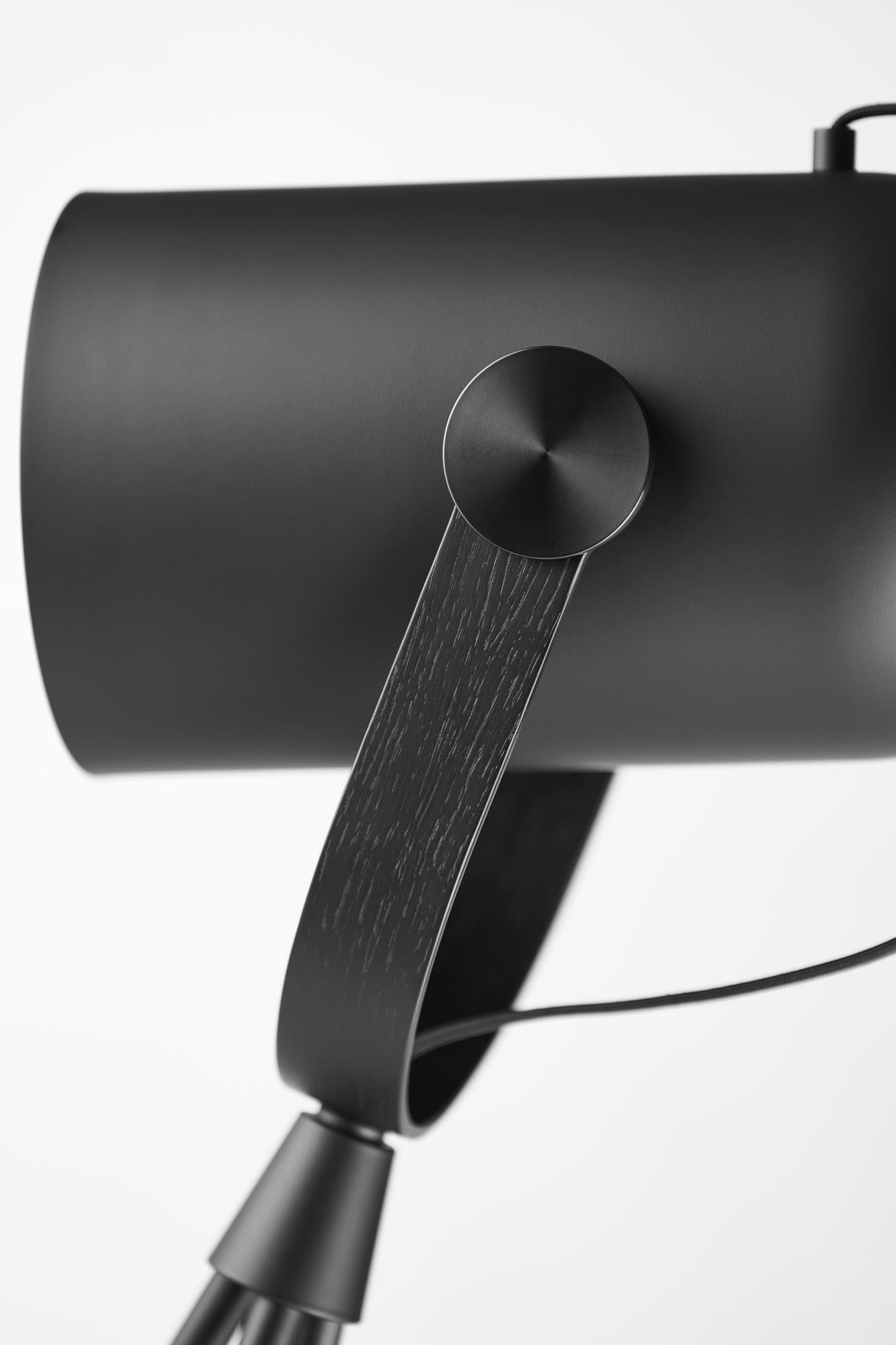 Lampa podłogowa MODEL 362 CARRONADE II czarny