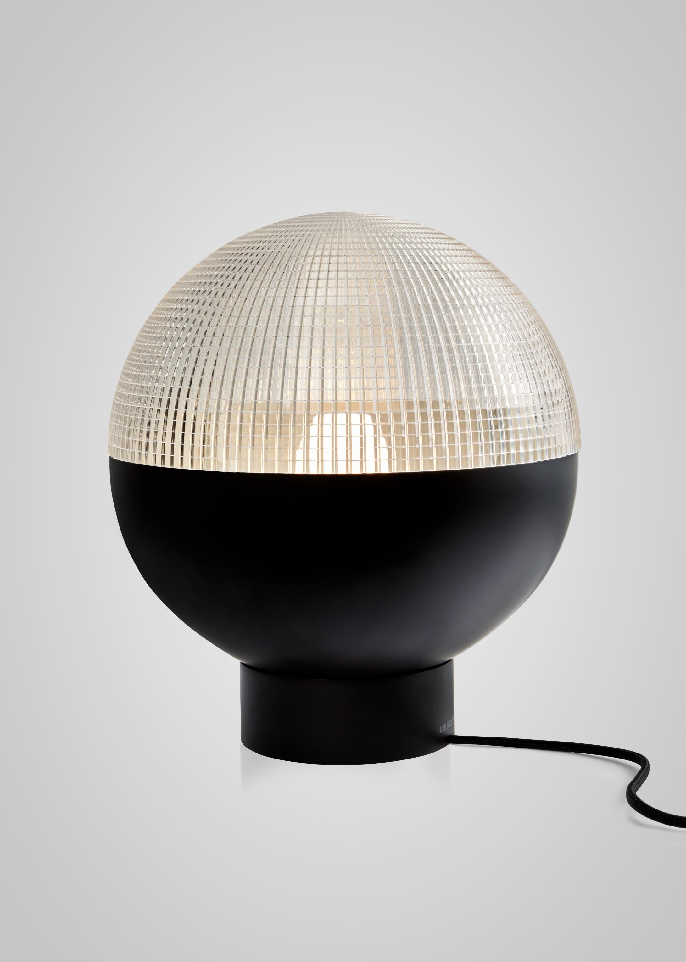 Lampa stołowa LENS FLAIR matowy czarny