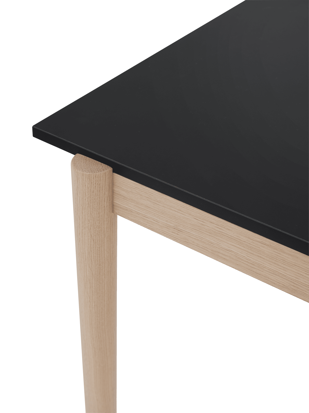 Bürotisch LINEAR SYSTEM - KONFIGURATION 2 in schwarzem Nanolaminat mit Eichenbasis