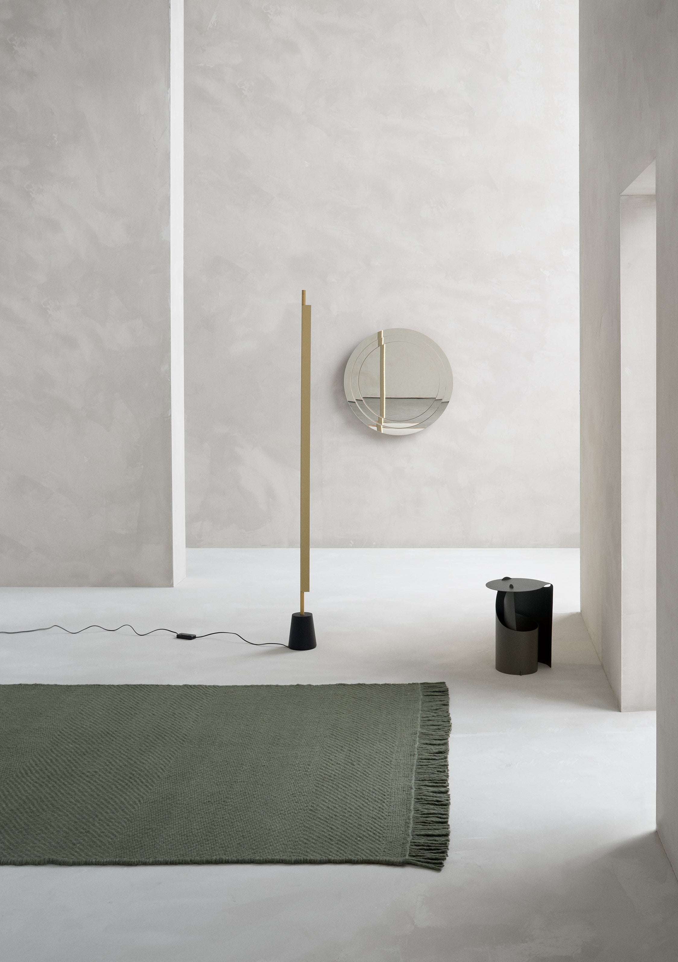 IVAR gray rug