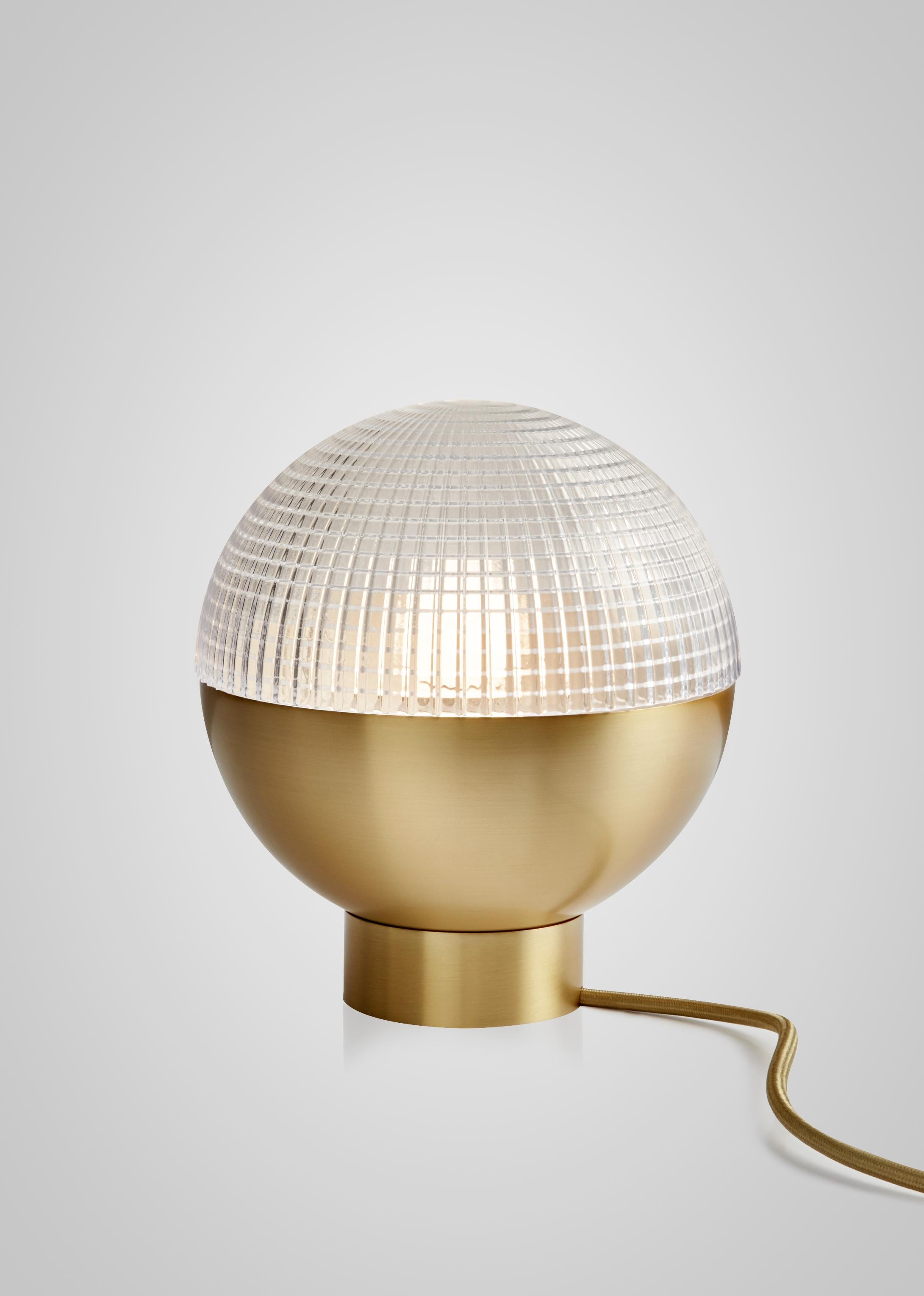 Lampa stołowa LENS FLAIR mosiężny