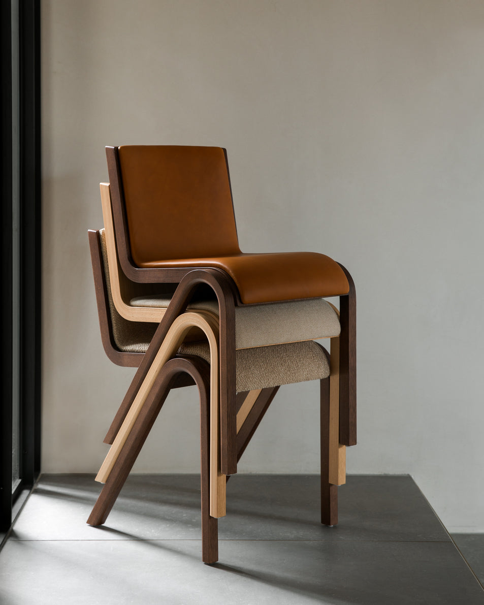 READY chair beige boucle with oak base