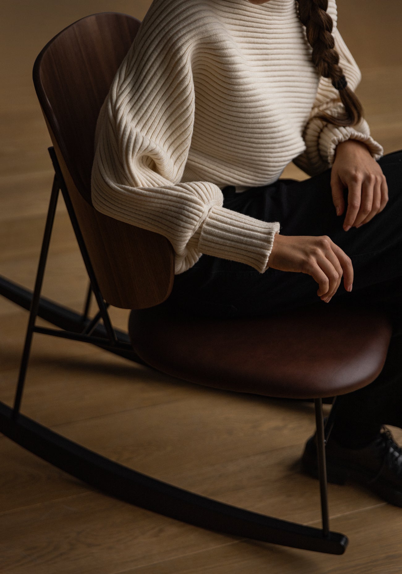 PENGUIN rocking chair walnut veneer