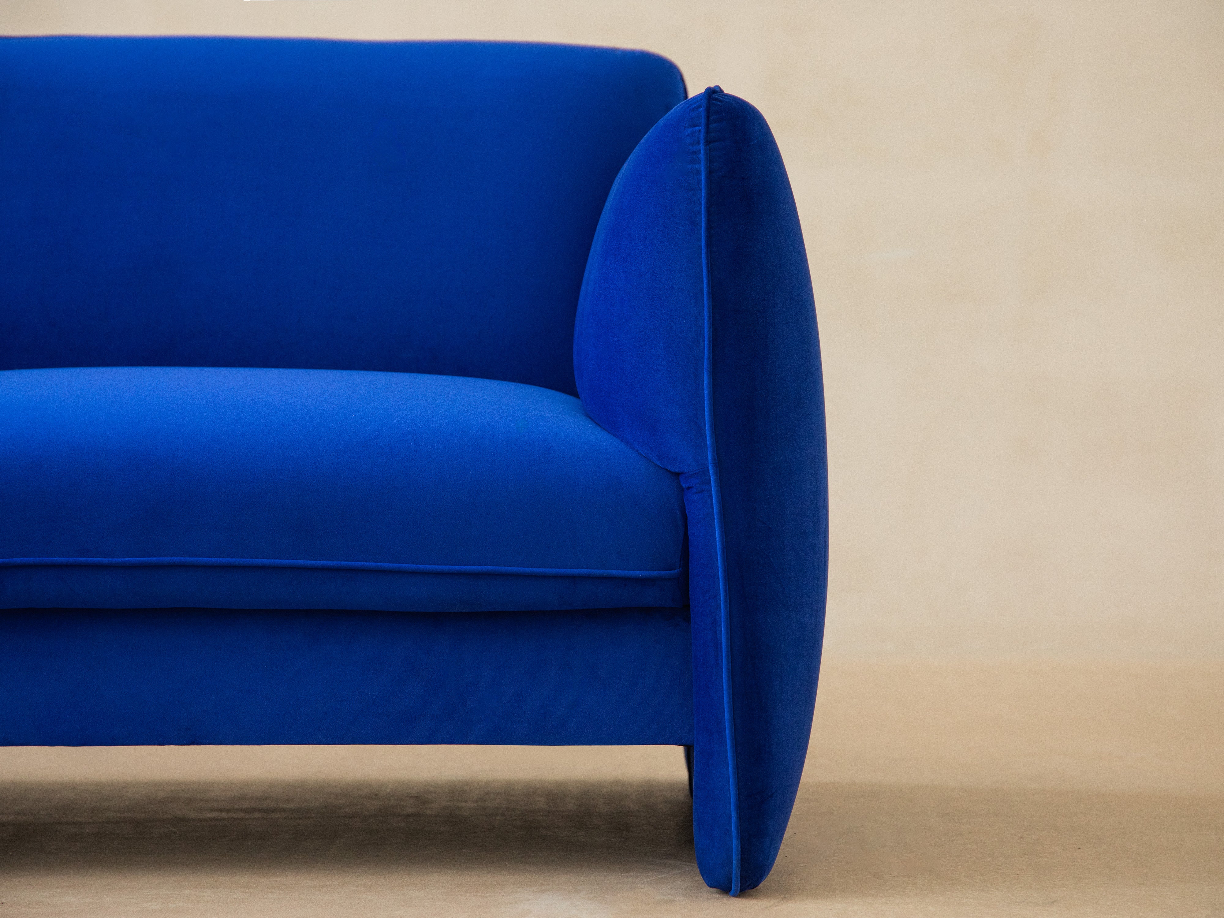 Sofa aksamitna 2-osobowa GEORGIA czarny