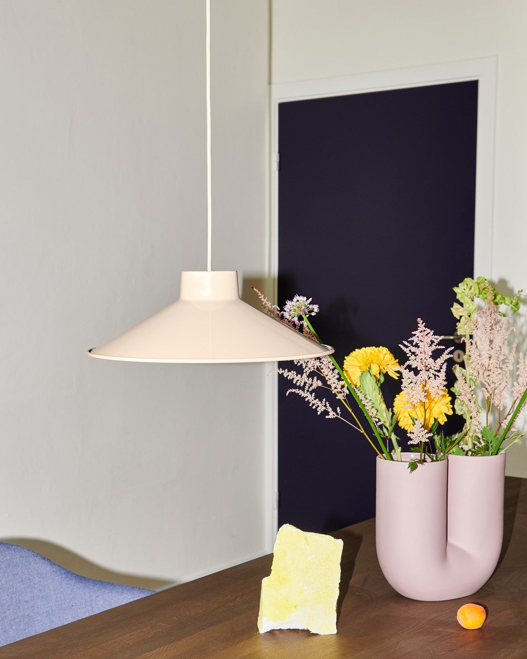 KINK Lilac Vase