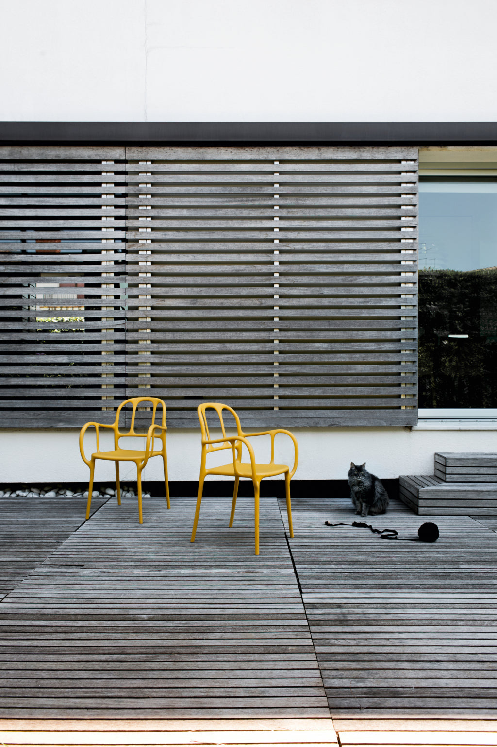 Mila black external chair
