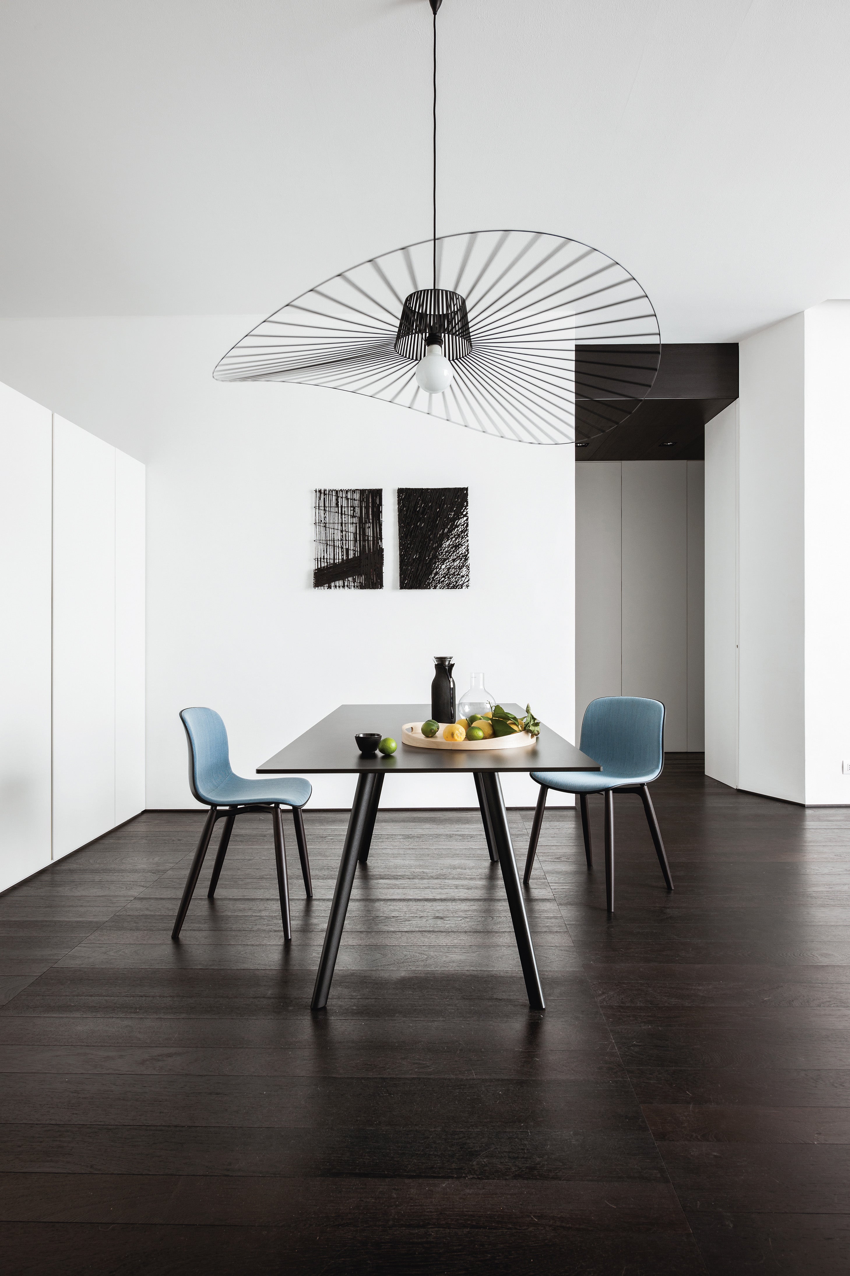 PILO table with a white top and ash base