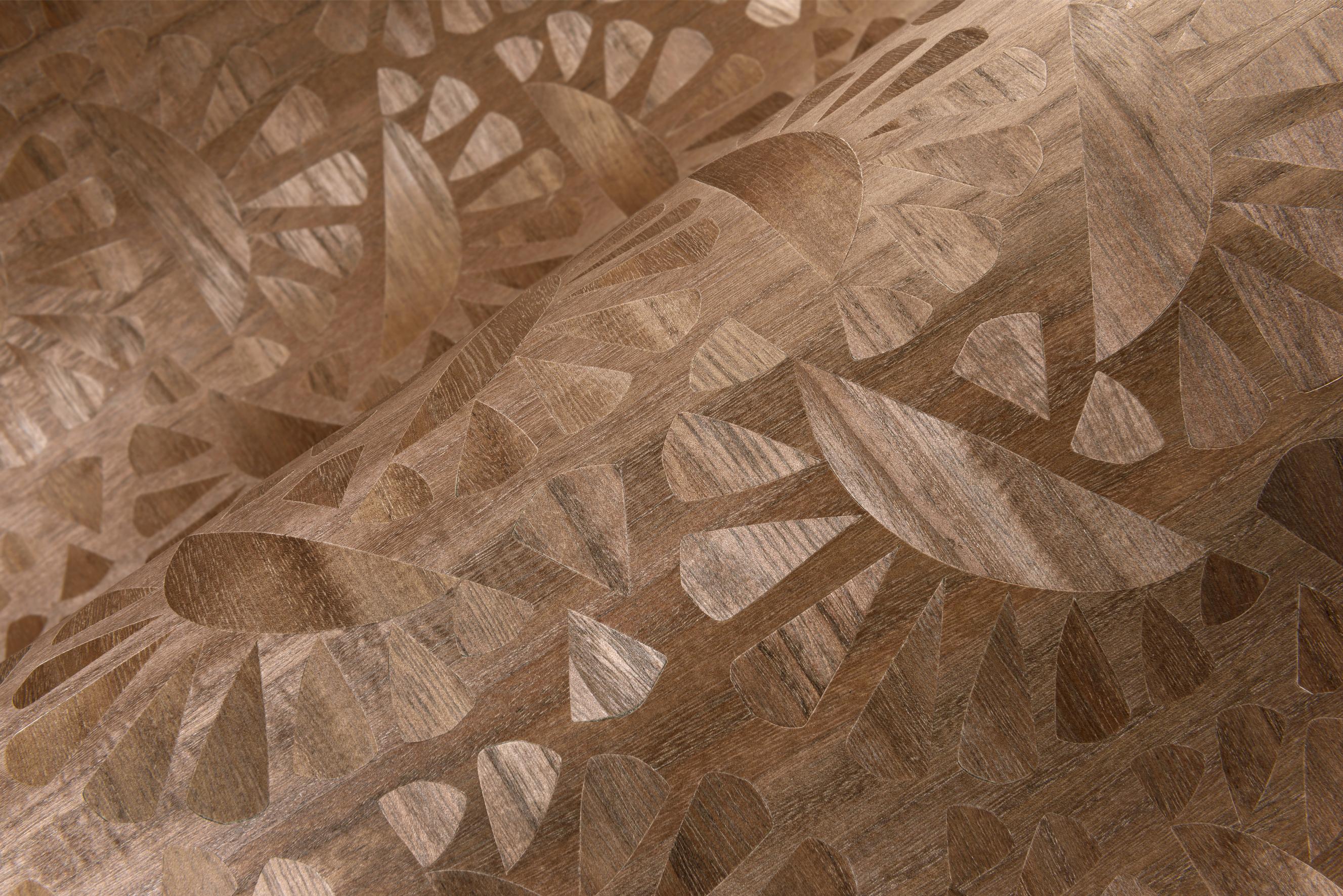 Veneered wallpaper with geometric pattern WOODBLOCK BEETLE FLORA brown