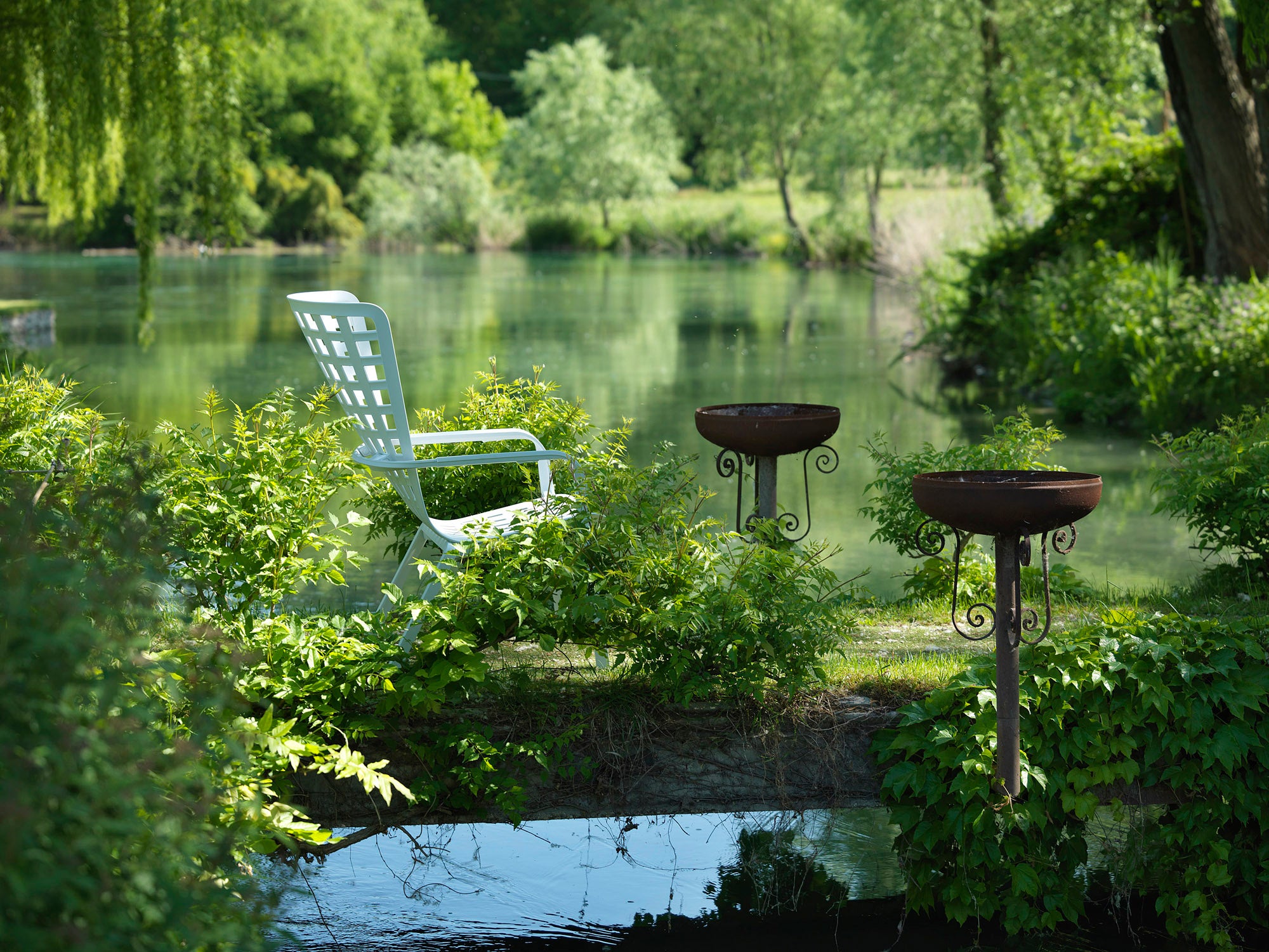 Fotel zewnętrzny FOLIO biały