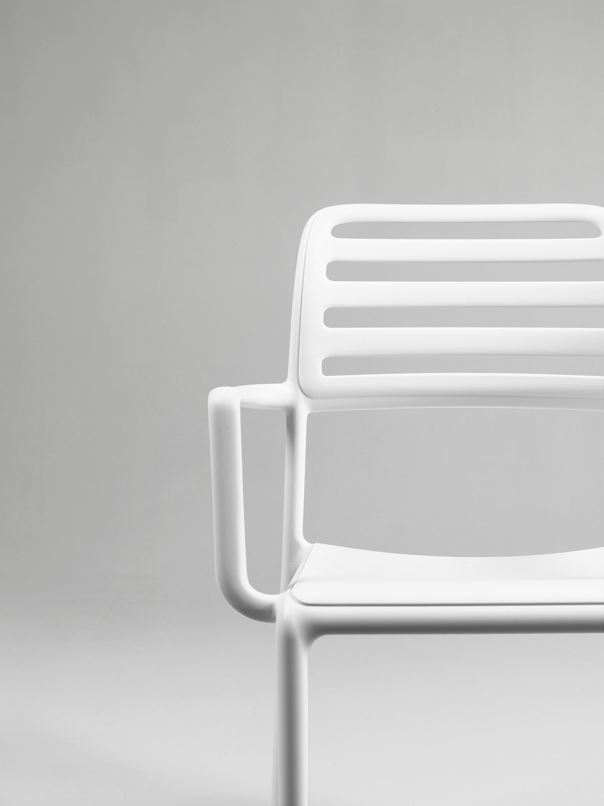 COSTA Outdoor Chair with Armrests in Agave Green