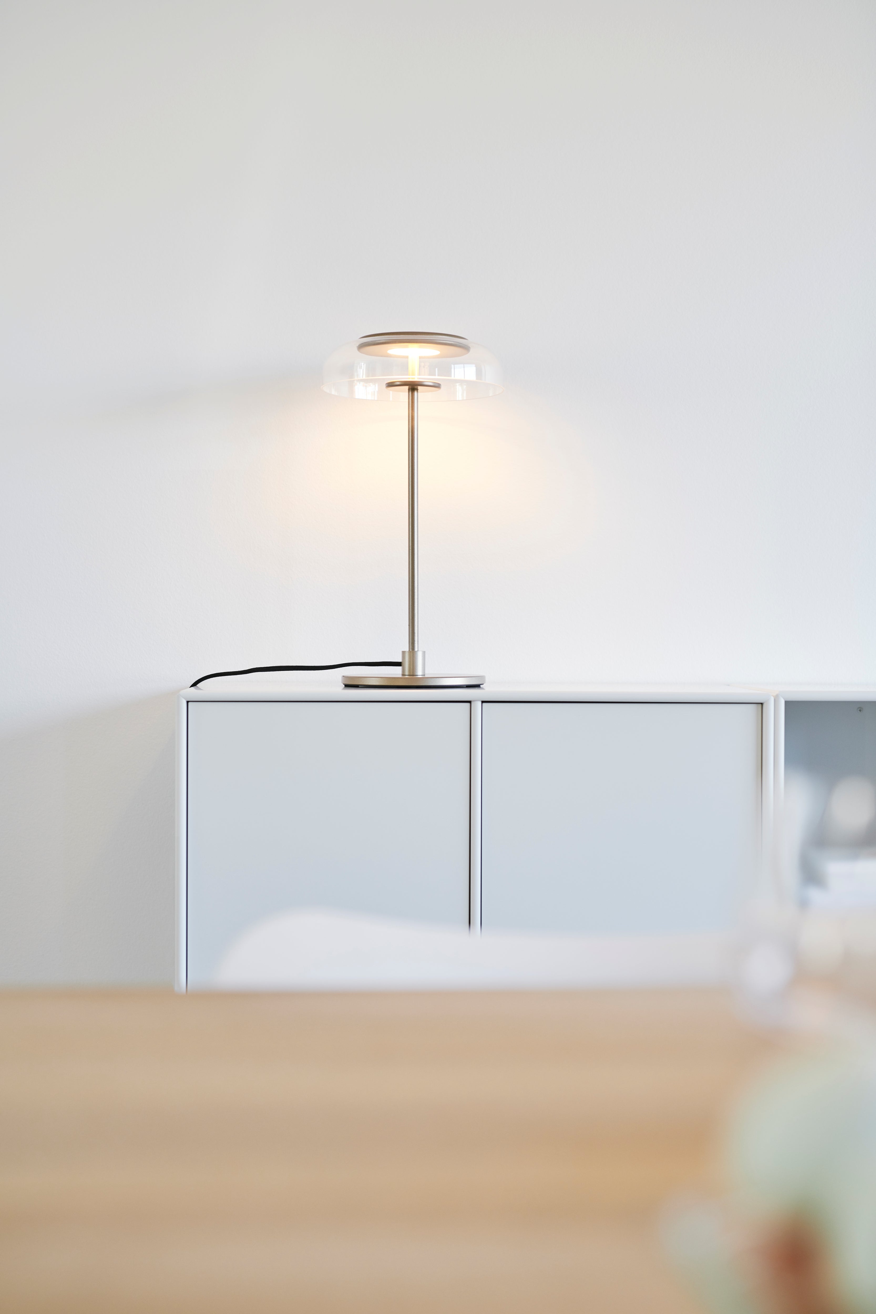 Lampa stołowa BLOSSI złoty z transparentnym szkłem