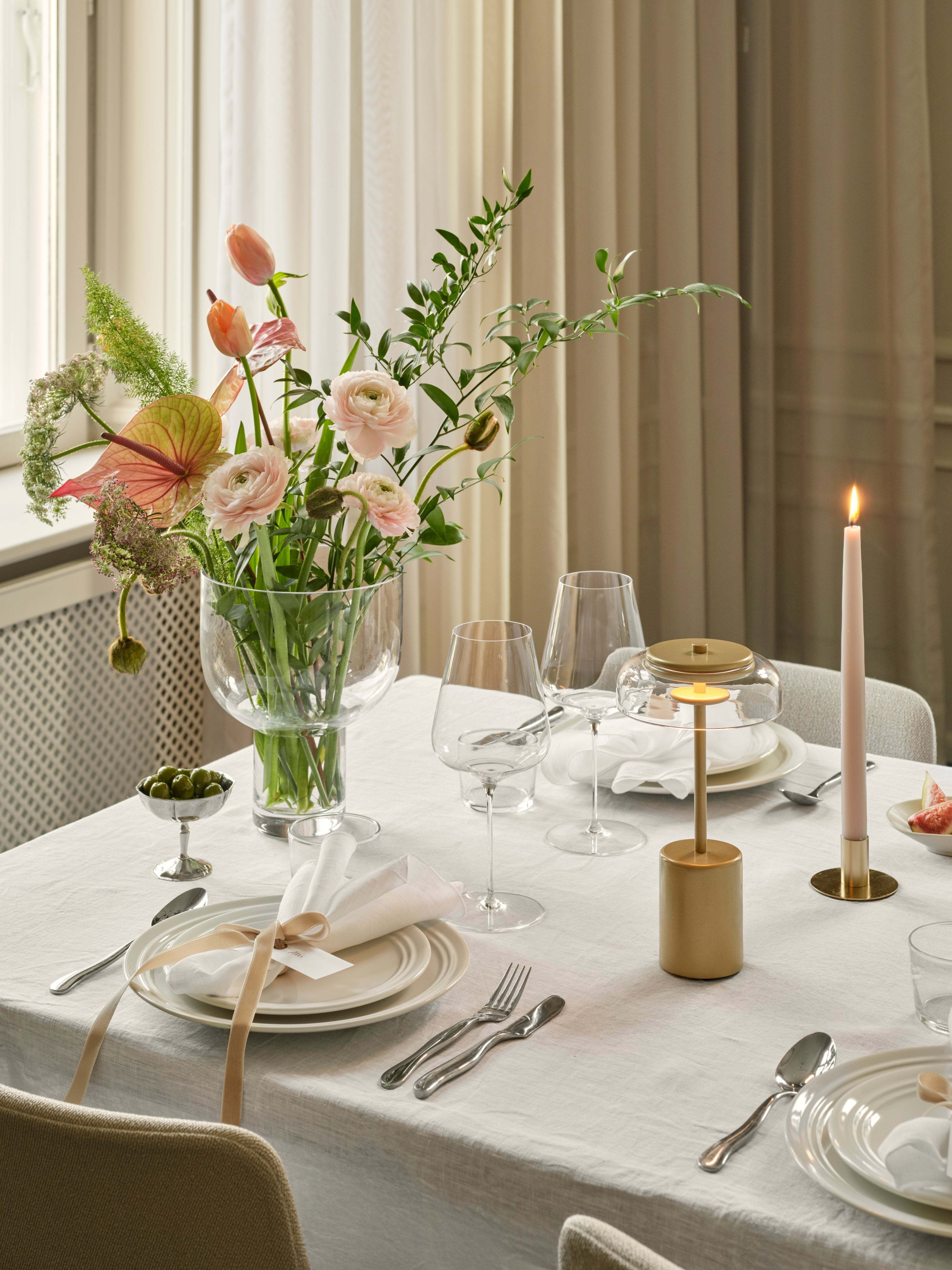 Tragbare Lampe BLOSSI gold mit transparentem Glas