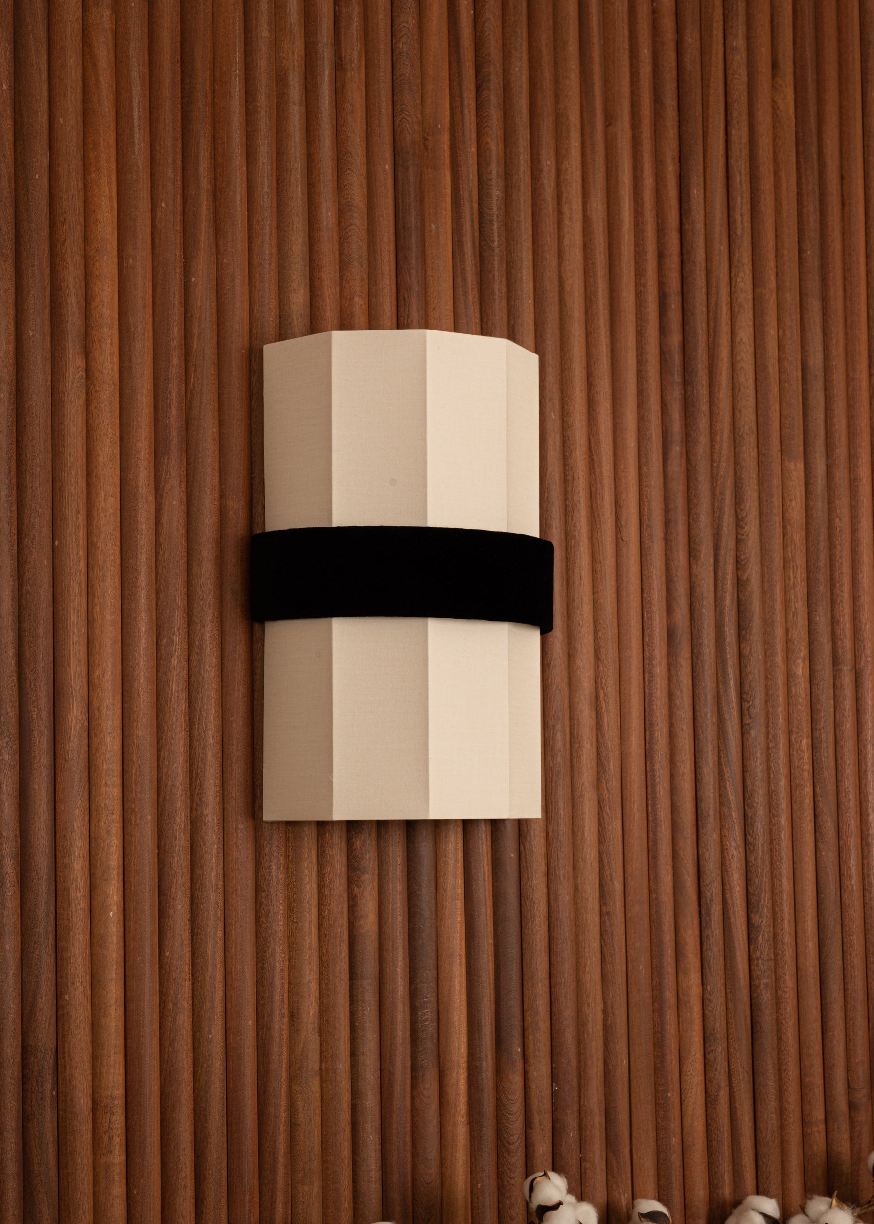 Wall lamp OKLA ecru with black