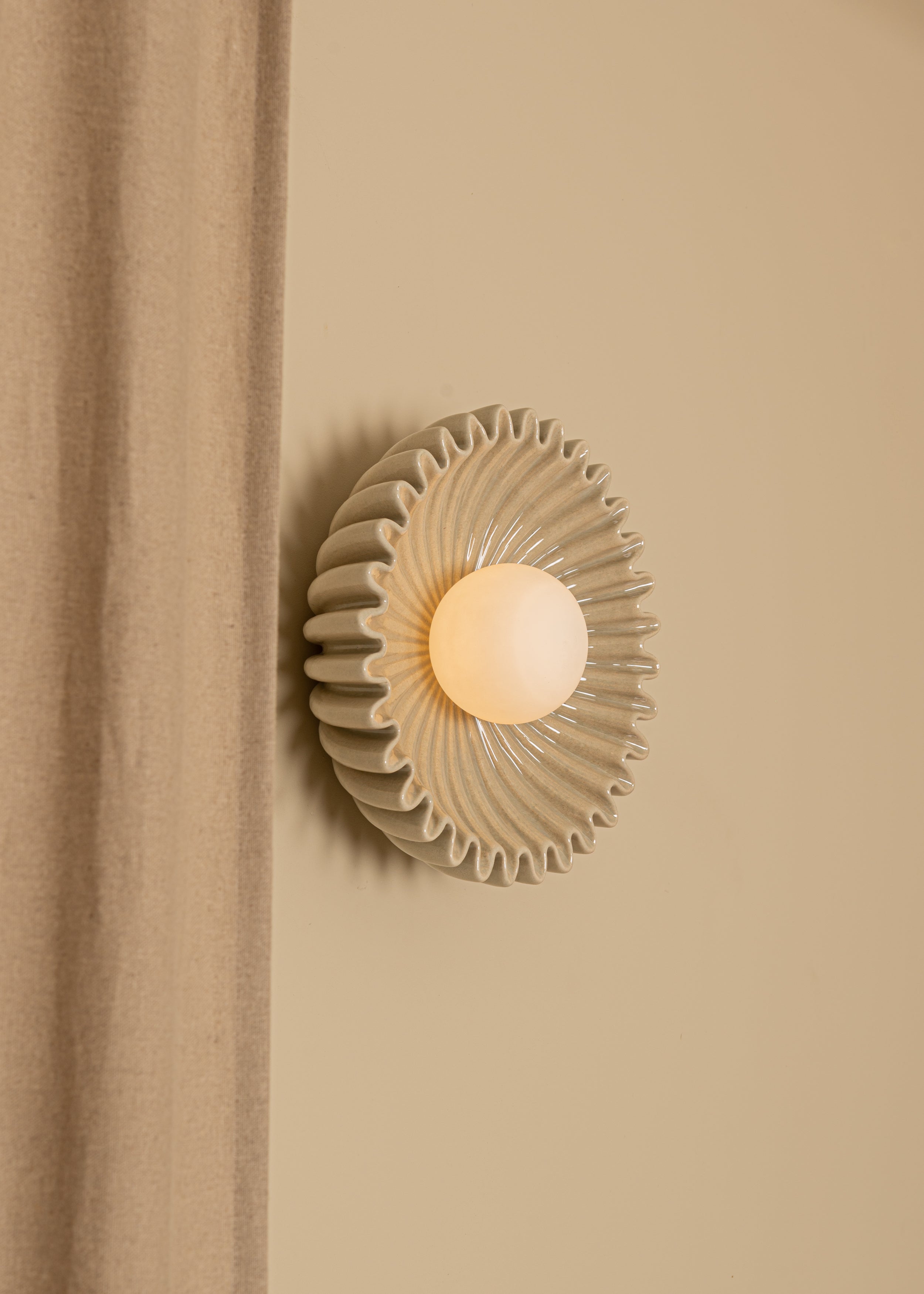 Kinkiet ceramiczny OSTRO piaskowy