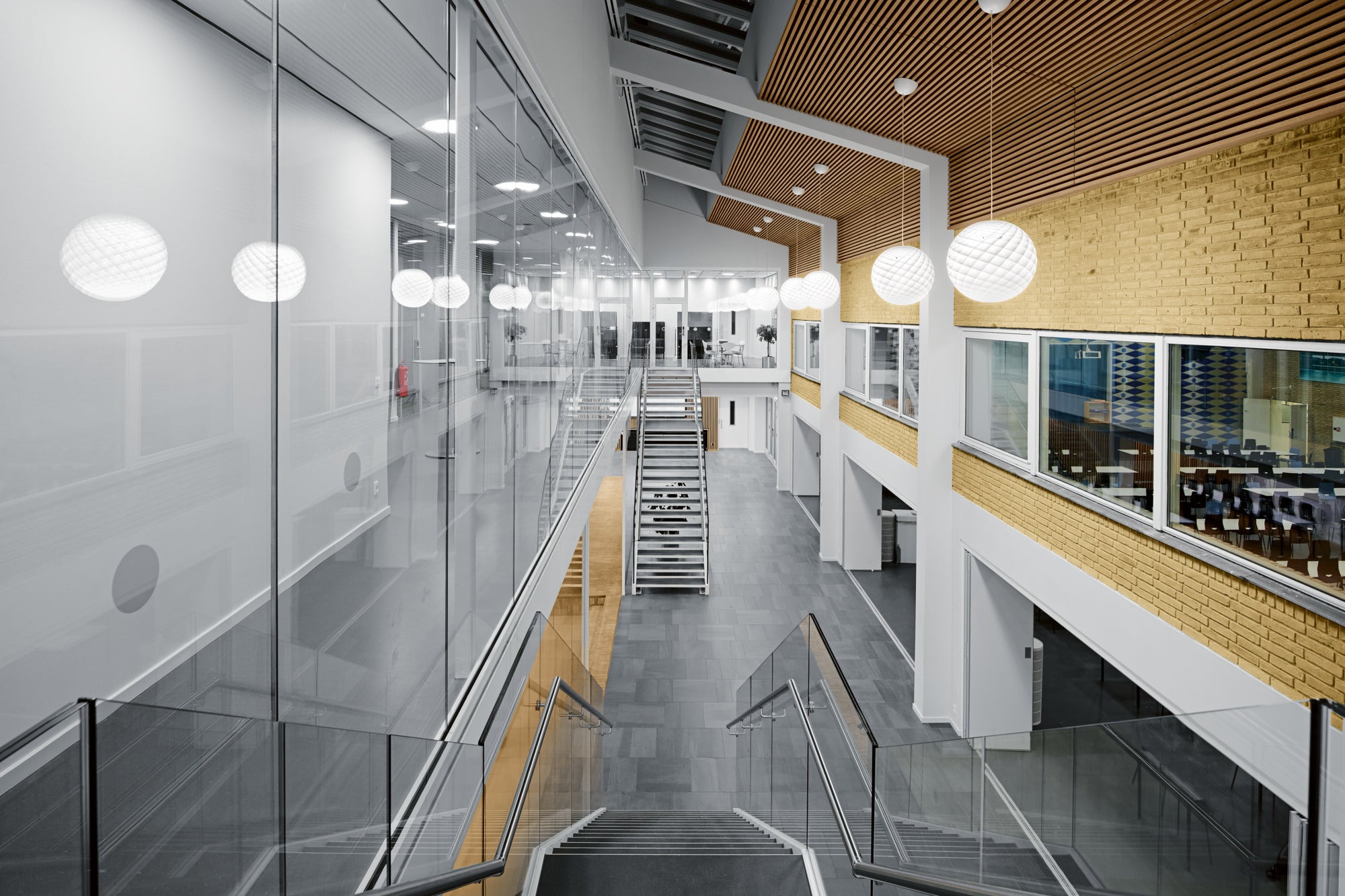 Lampa wisząca PATERA biały