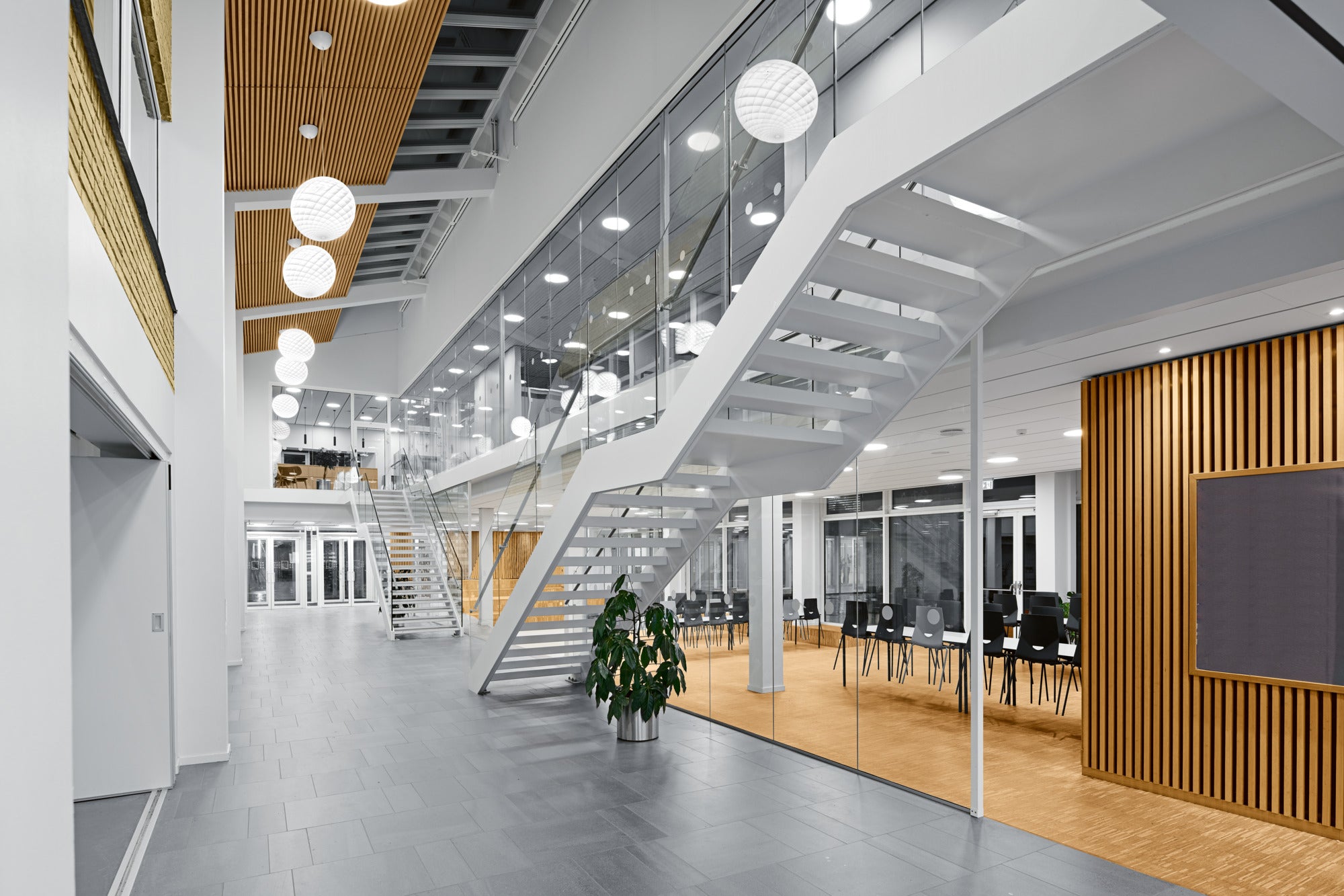 Lampa wisząca PATERA biały