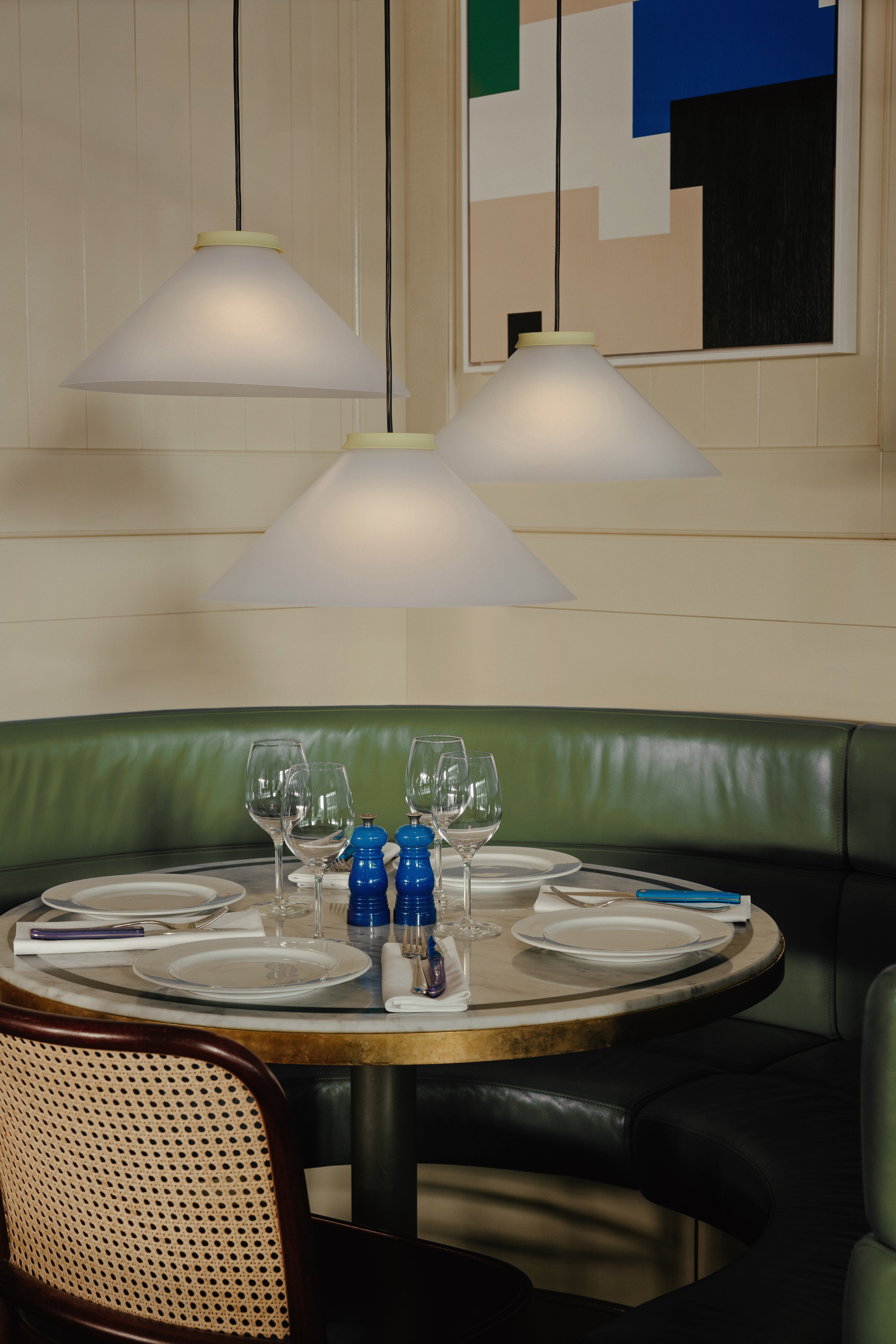 Pendelleuchte ALINE hellgelb mit weißem Schirm