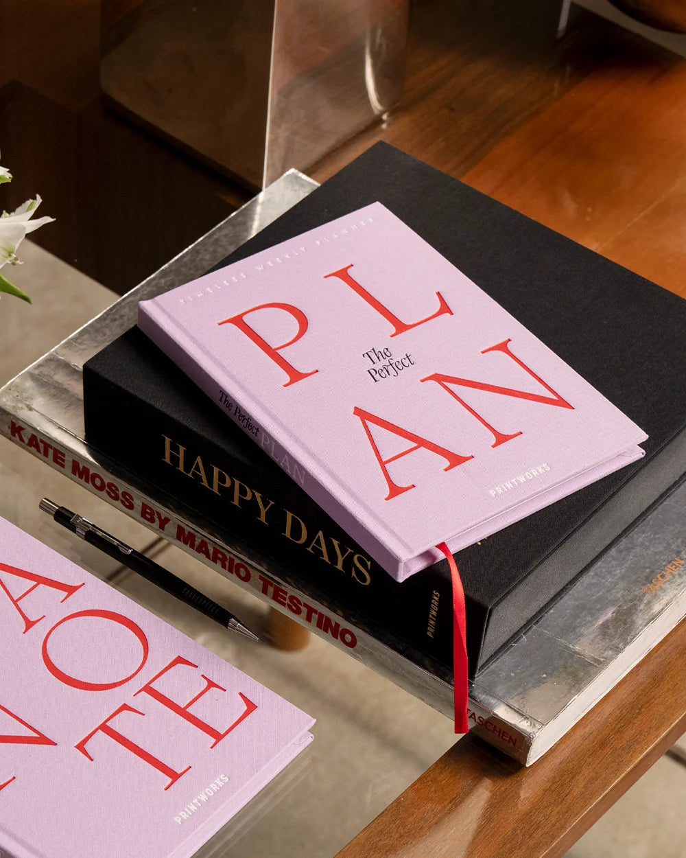Planer tygodniowy THE PERFECT PLAN fioletowy z czerwonym