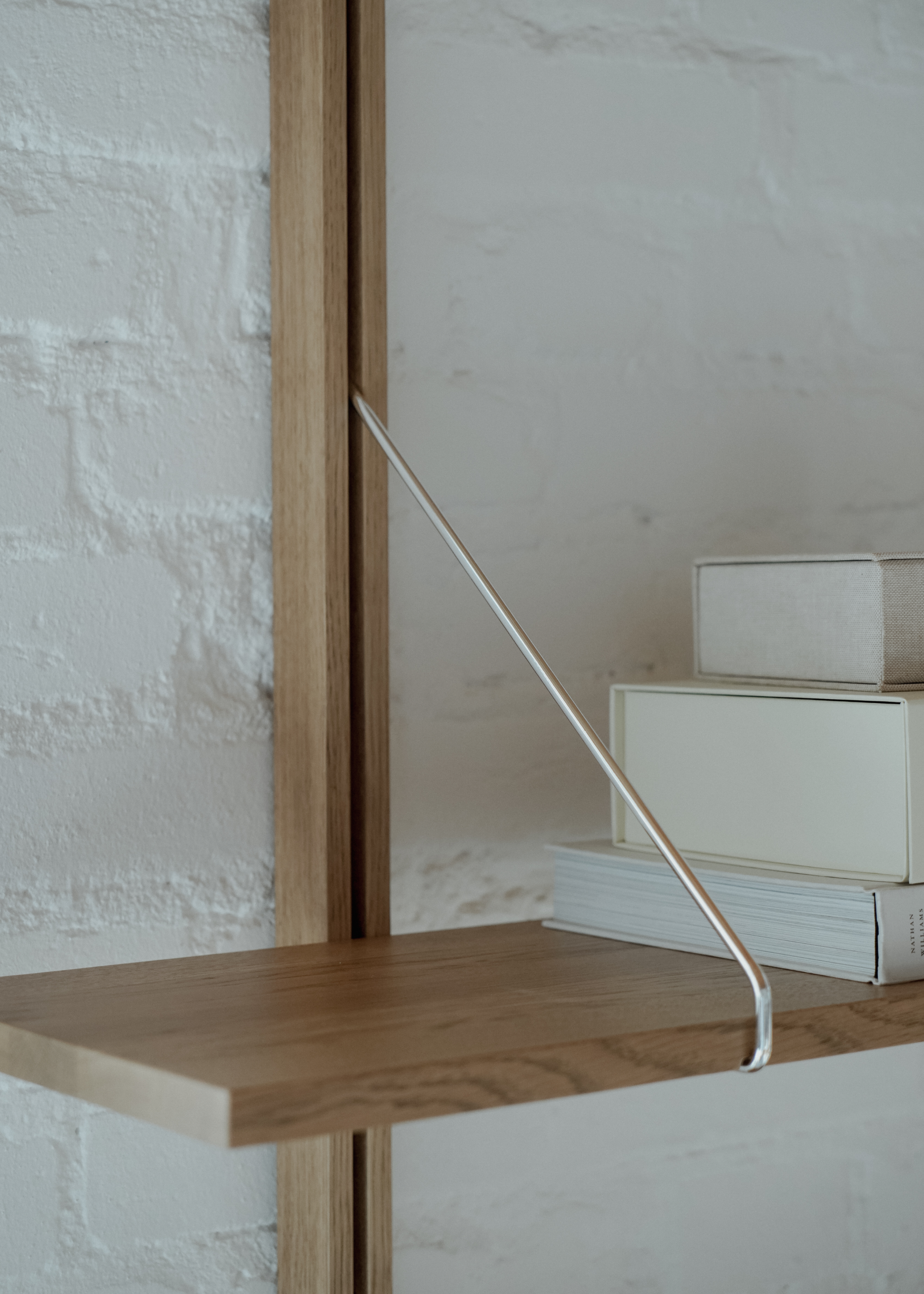 Regał ścienny RODD drewno dębowe