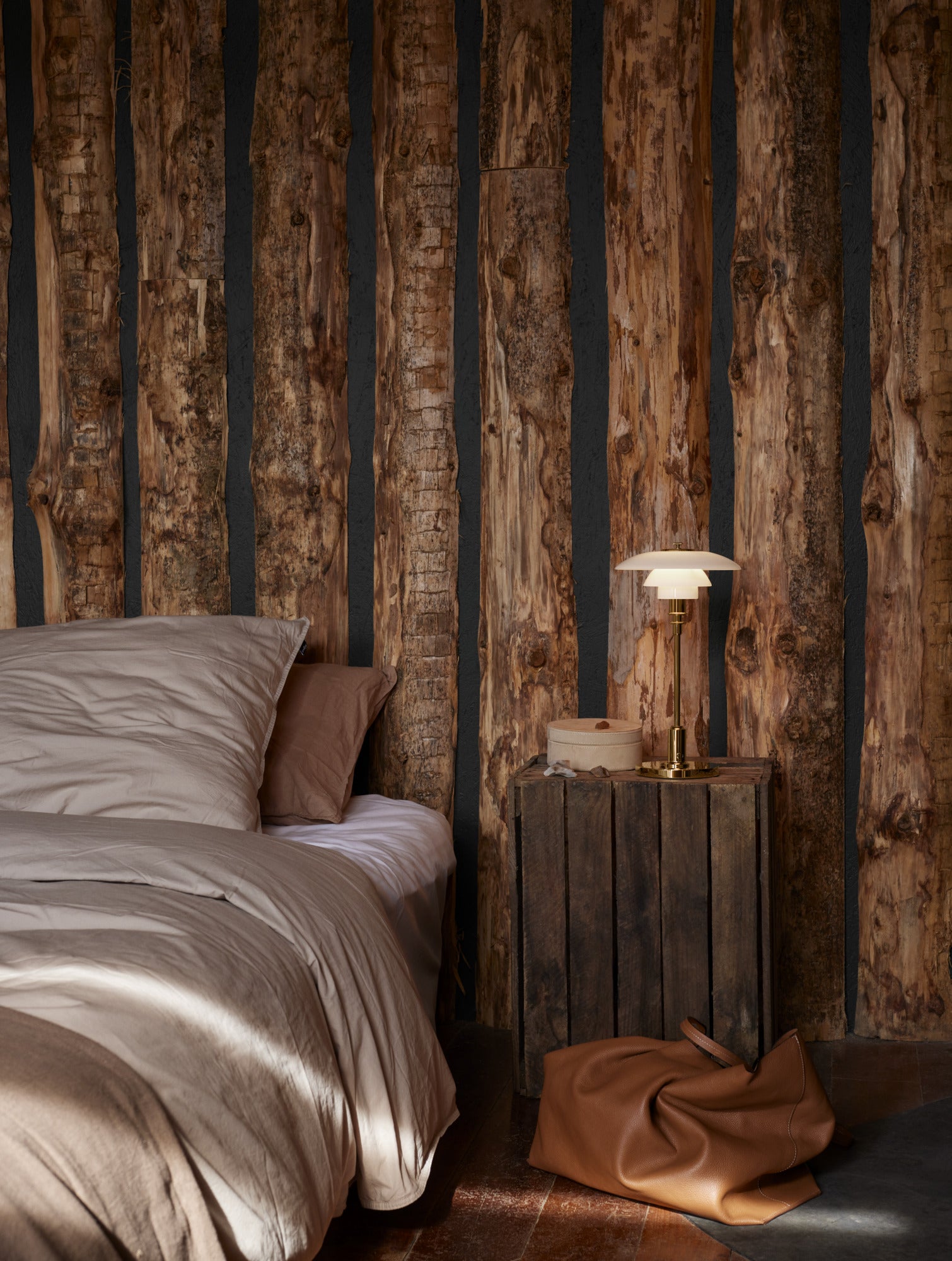 Lampa przenośna PH 2/1 biały z mosiężną podstawą