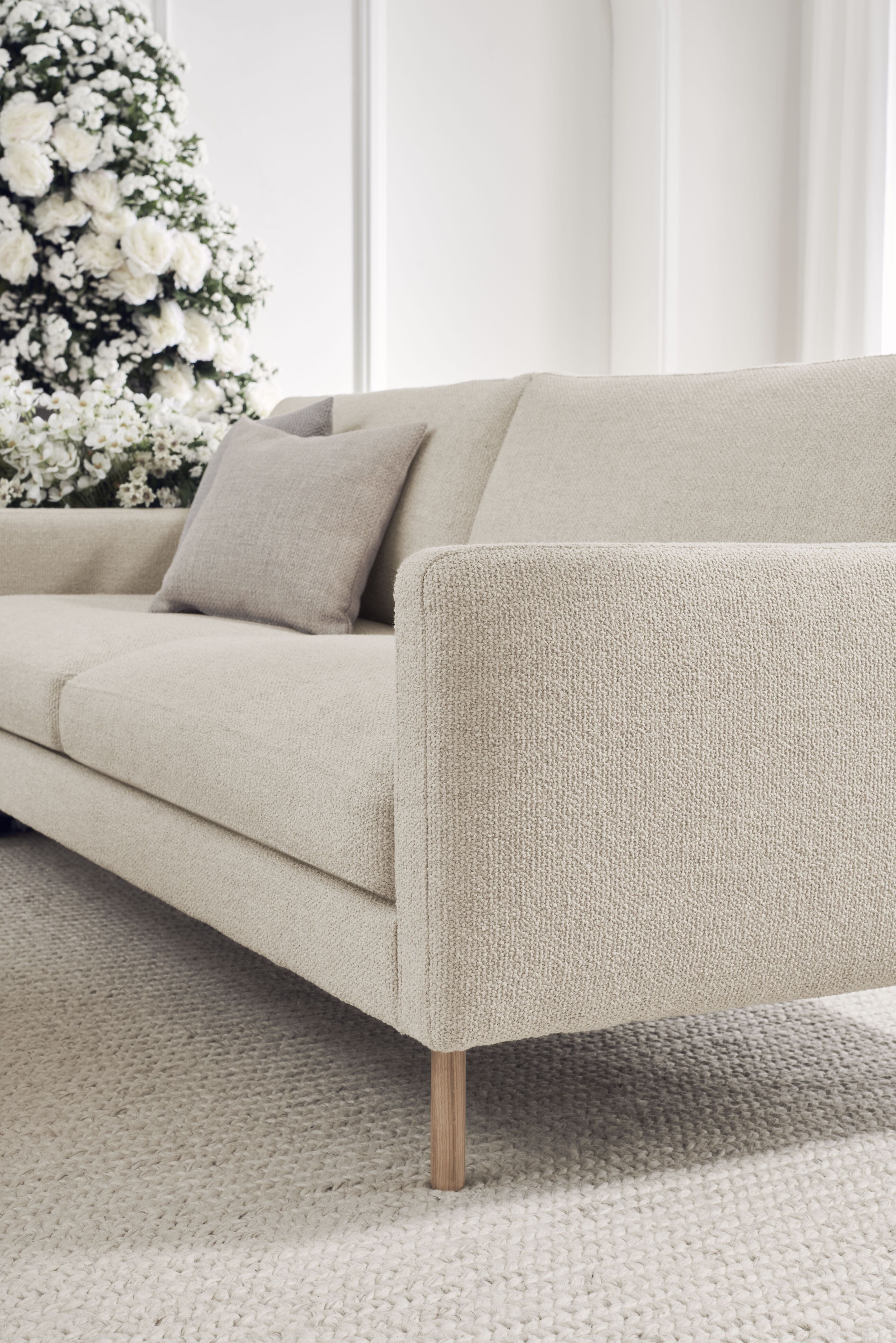 Sofa 5-osobowa SCANDINAVIA REMIX podstawa z czarnego drewna dębowego