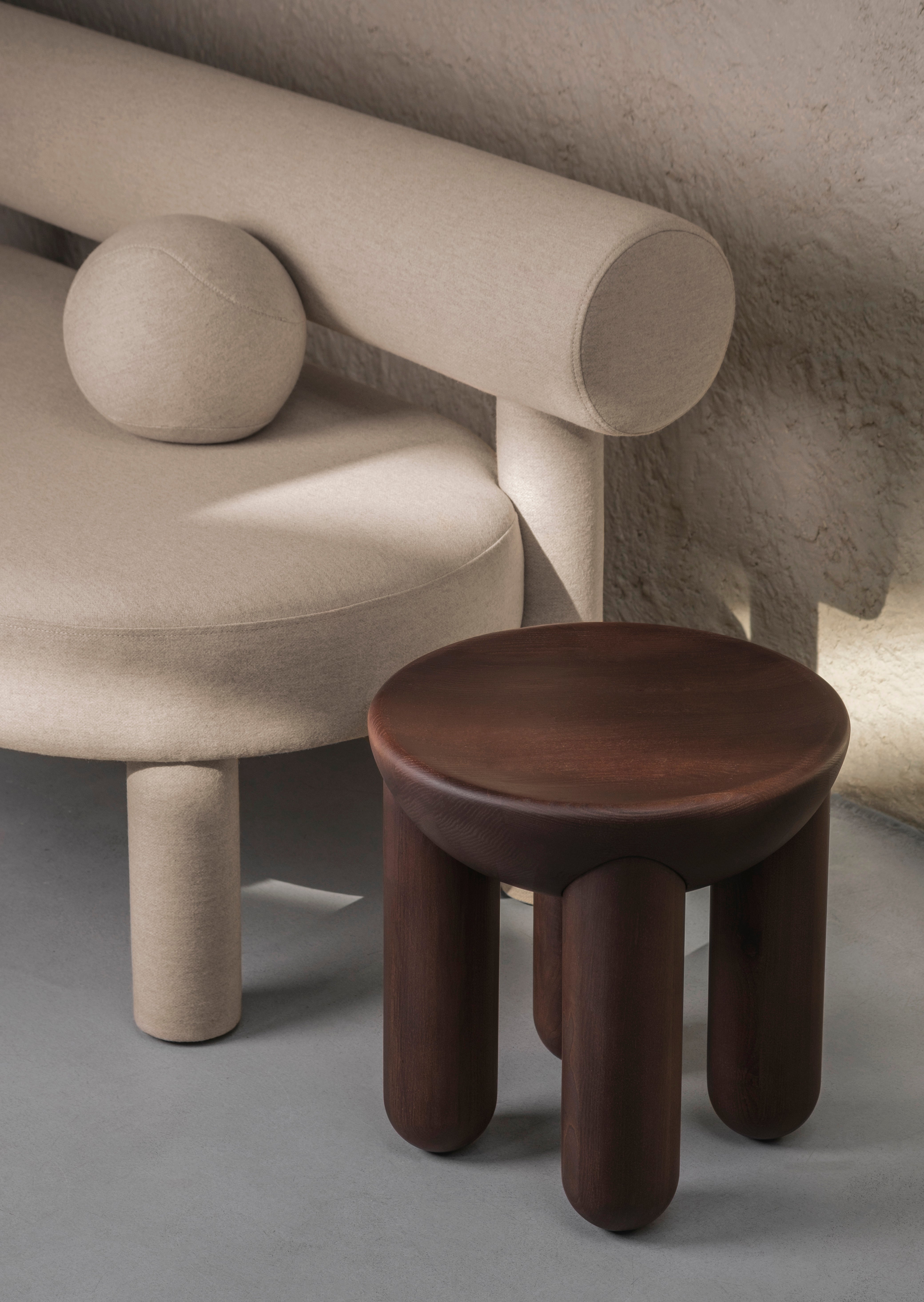 Sofa GROPIUS CS1 tapicerowana