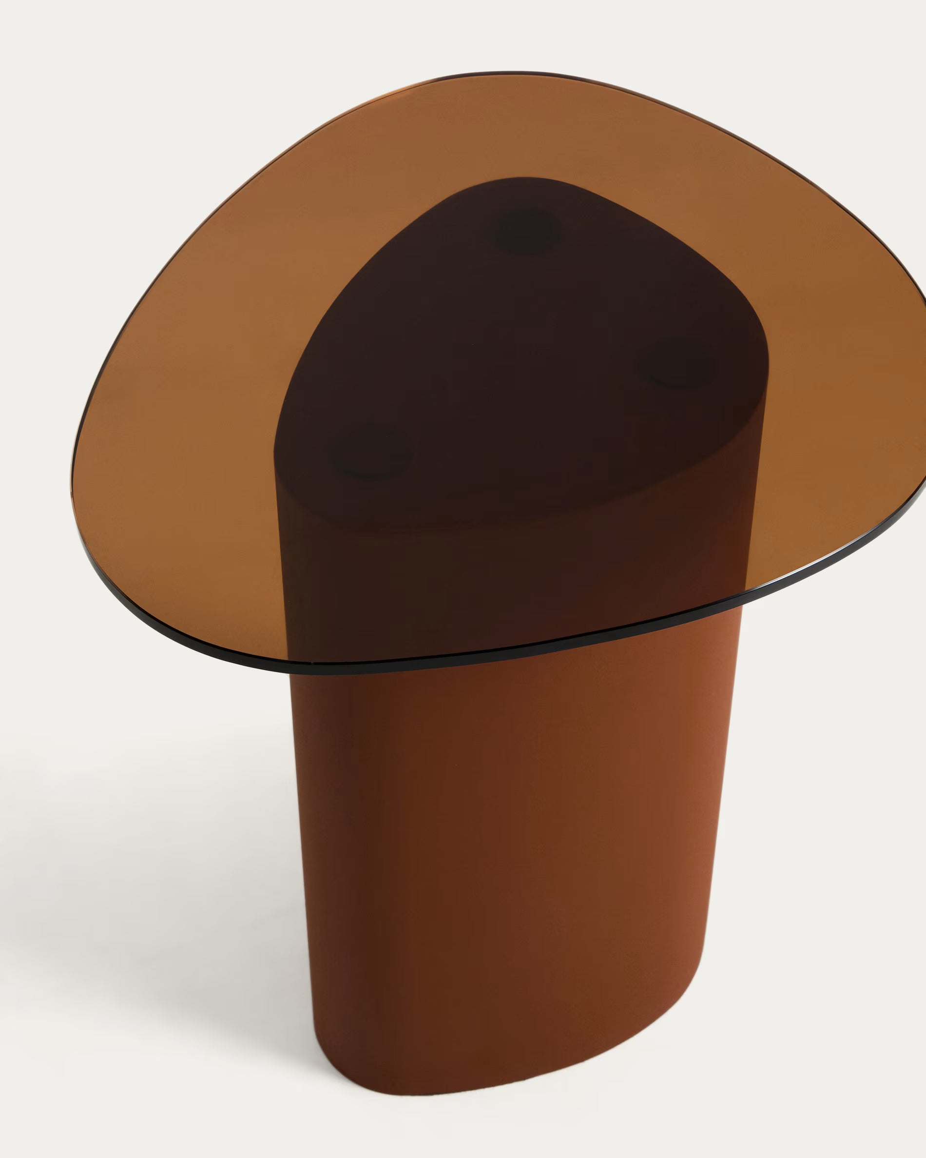 Beistelltisch OLIR mit Glasplatte und braunem Gestell