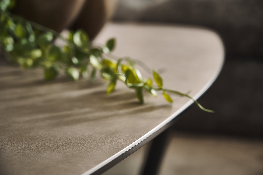 Kaffeetisch BRAGA aus Quarzstein