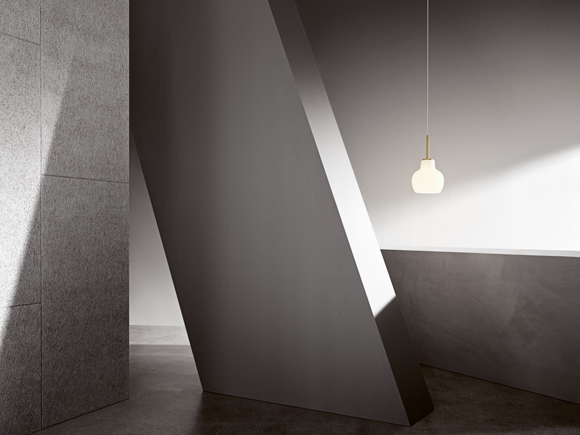 Lampa wisząca VL RING CROWN 1 biały z mosiężnym wykończeniem